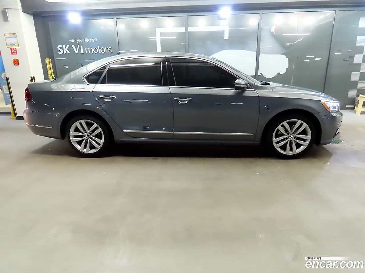 Passat Volkswagen 2018.8-OUTER-003