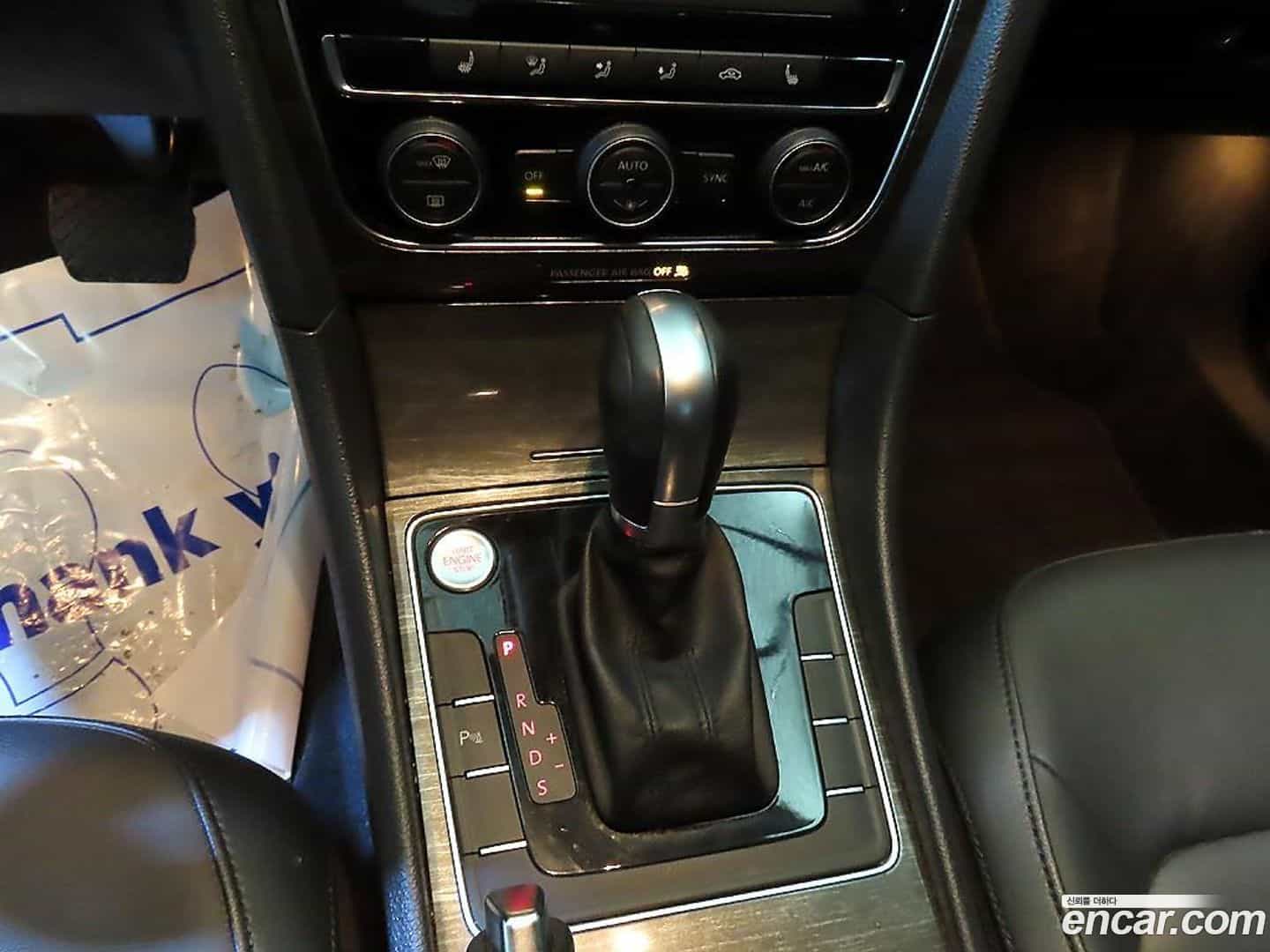 Passat Volkswagen 2018.8-OPTION-016