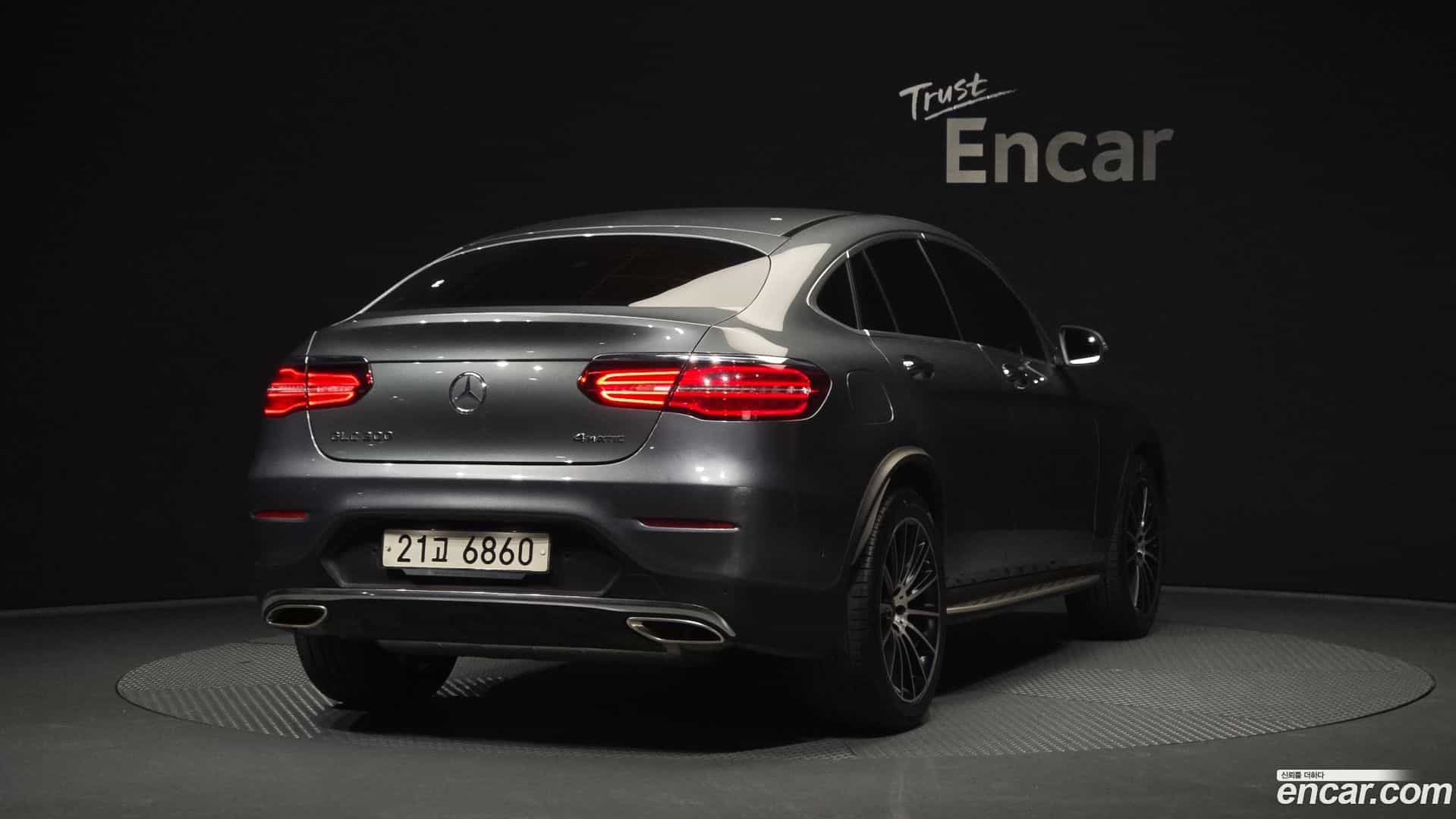 GLC-Class Mercedes-Benz 2019.6-OUTER-002