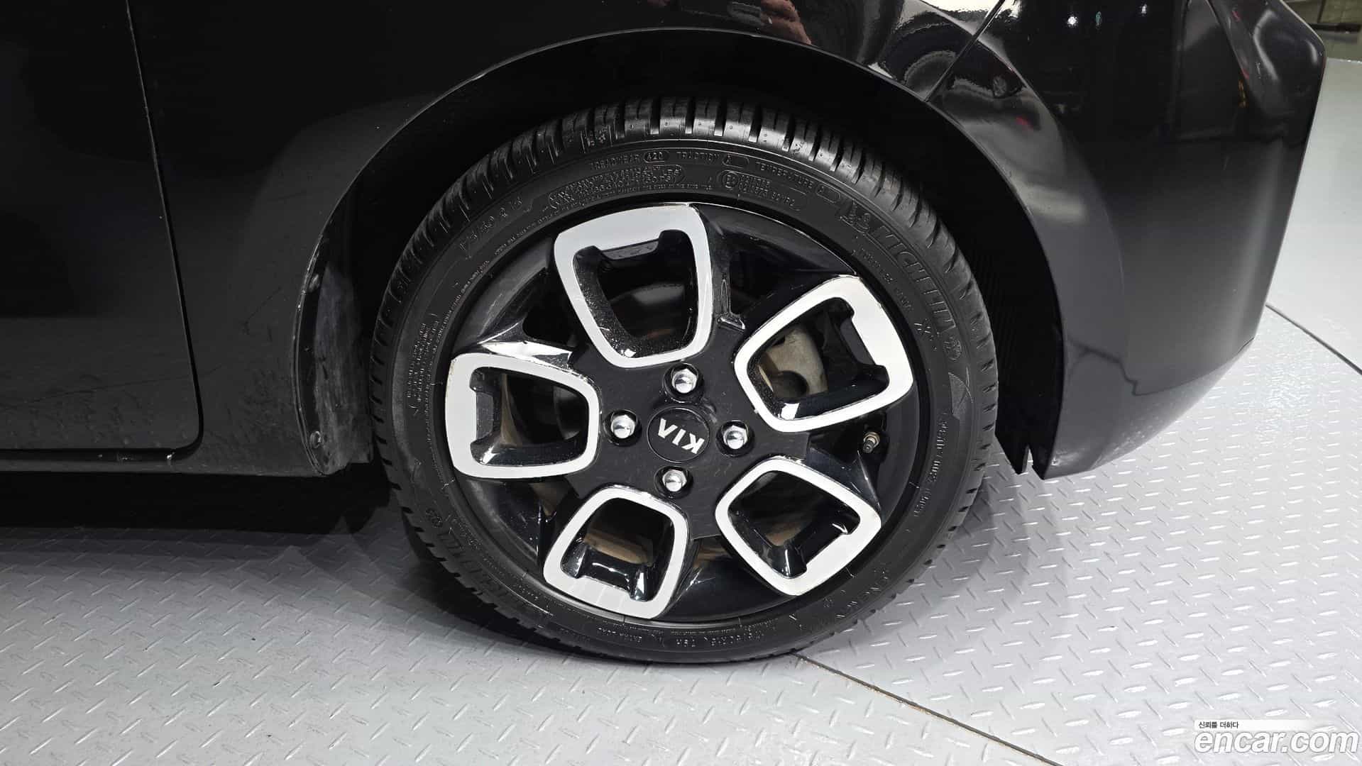 RAY Kia 2018.3-OUTER-005