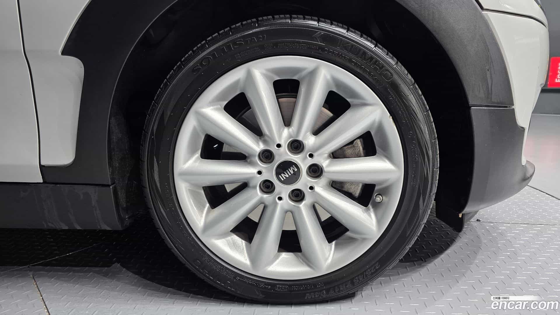 Clubman Mini 2021.10-OUTER-005