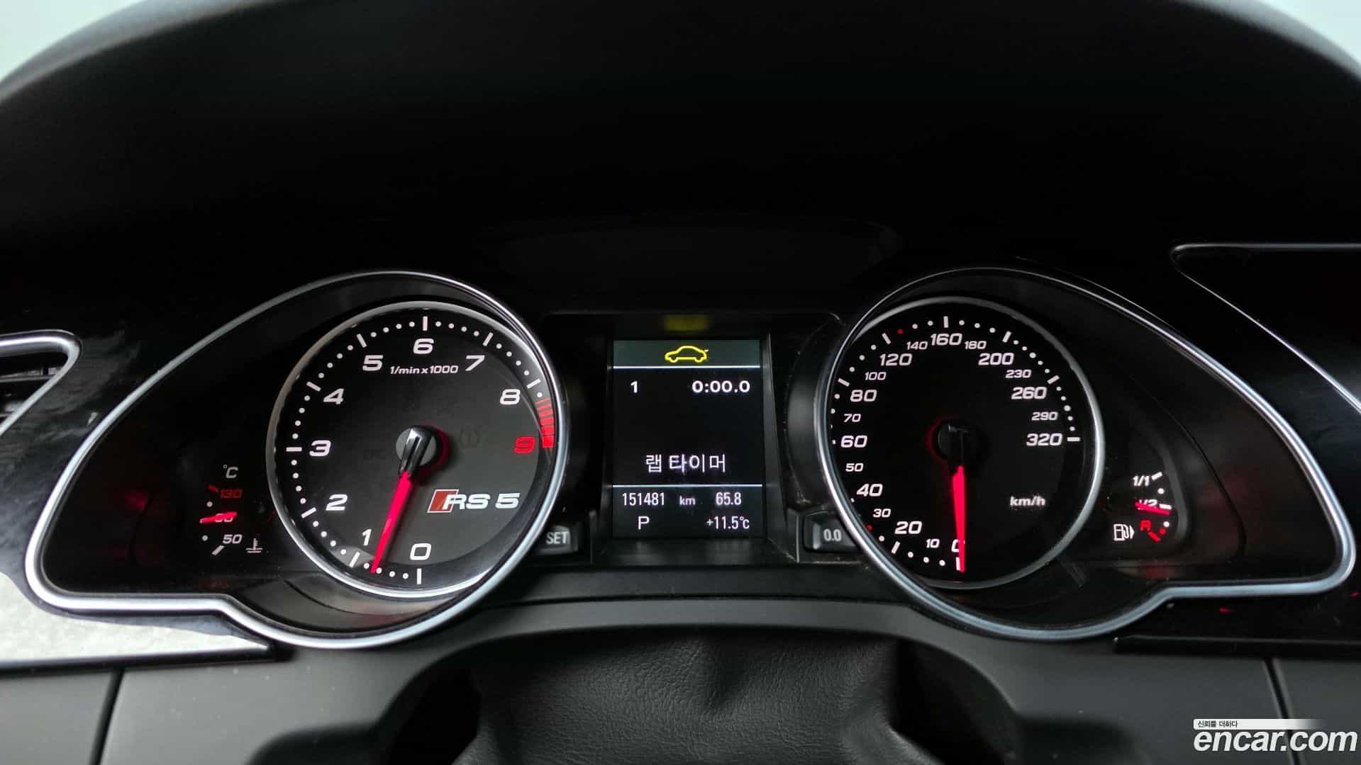 RS5 Audi 2013.11-INNER-008