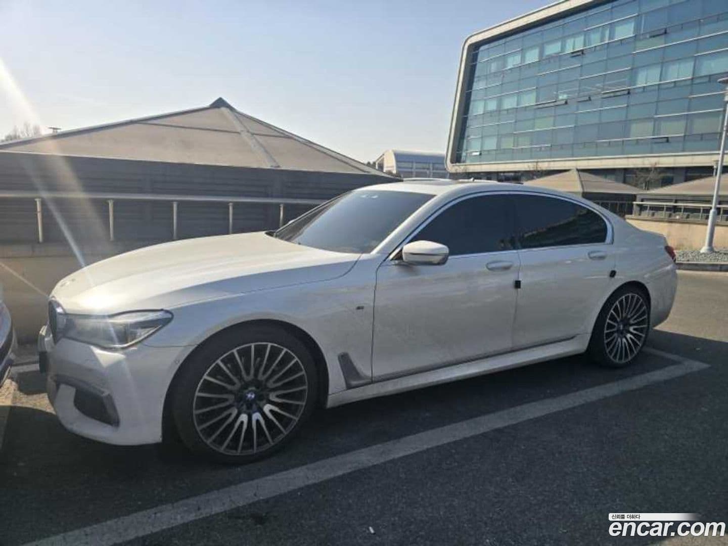 Main__Slider__Photo:7-Series BMW 2018.11-0