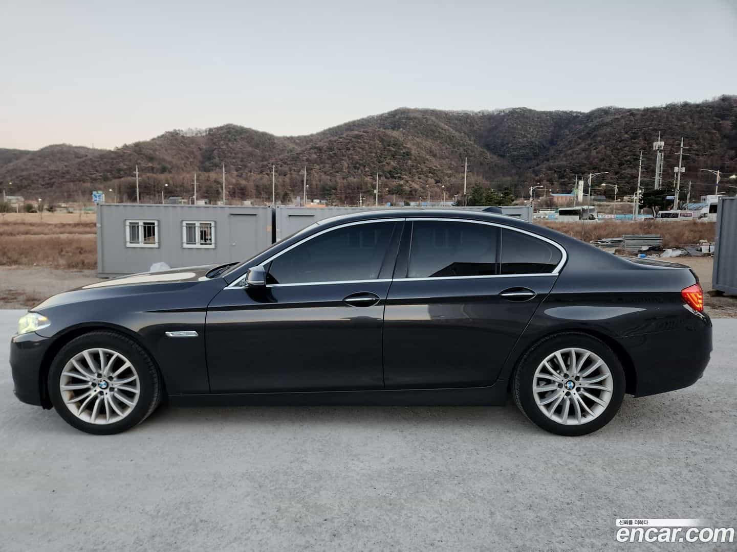 5-Series BMW 2014.3-INNER-008