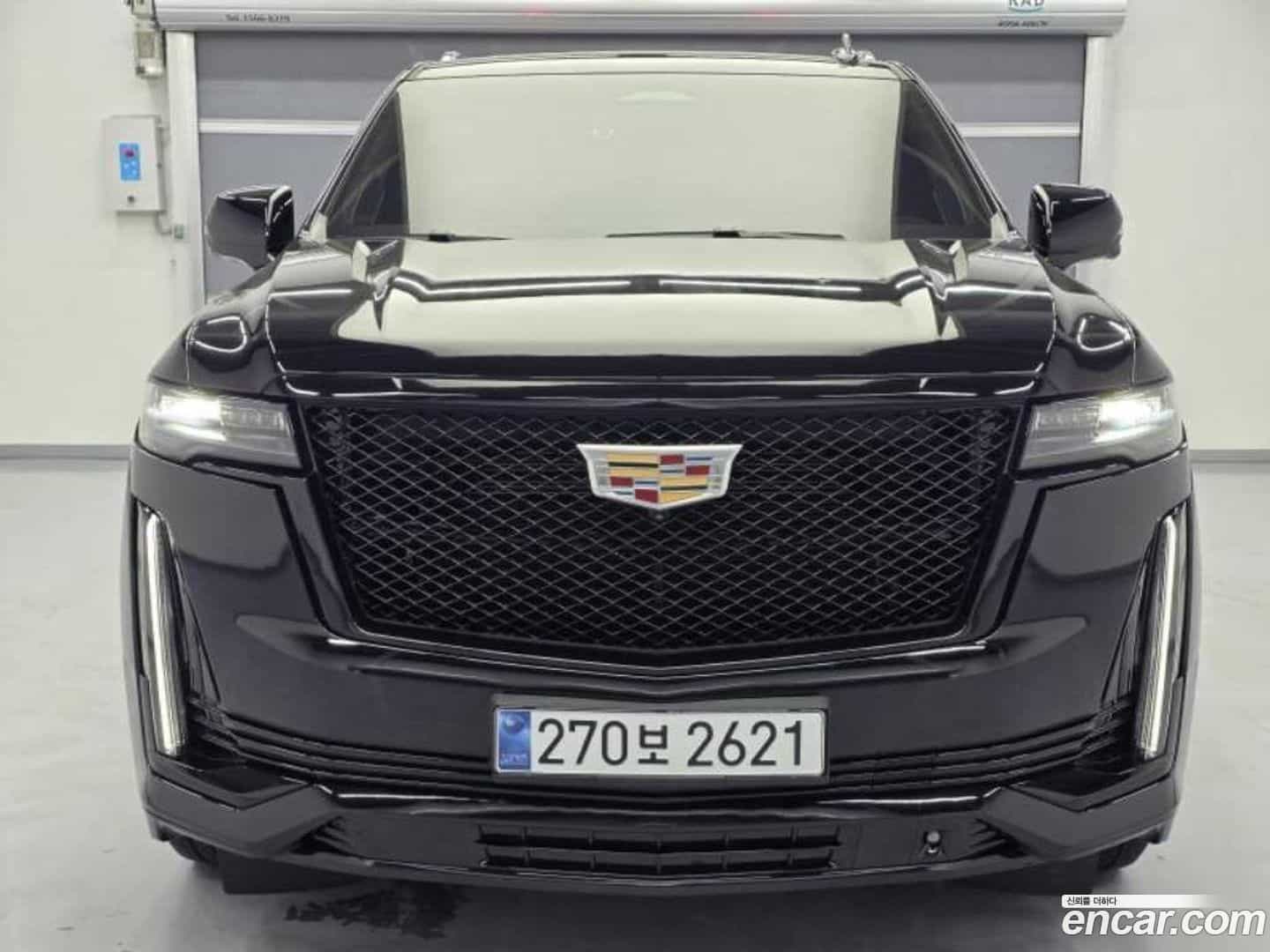 Escalade Cadillac 2023.11-OUTER-002