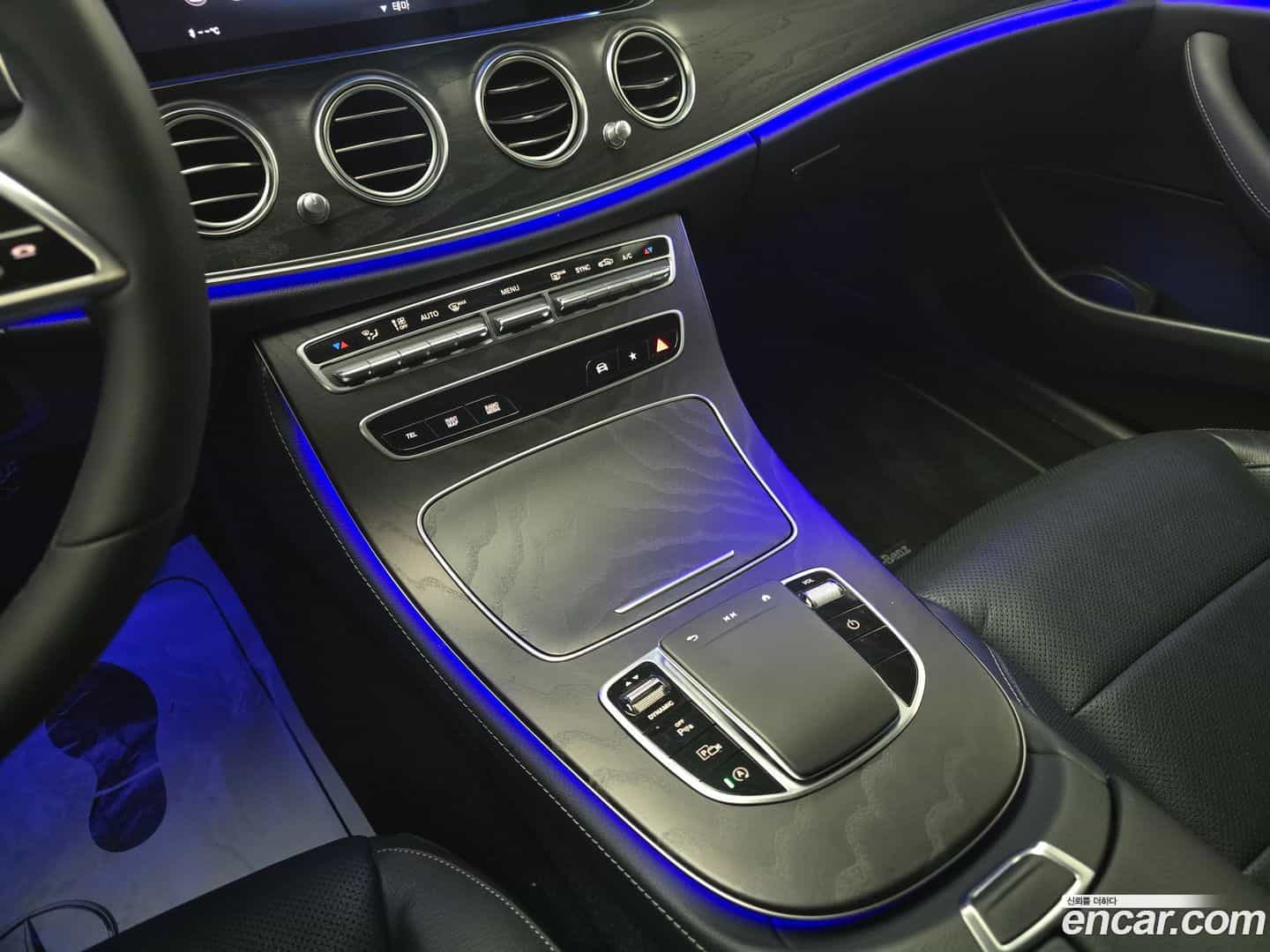 E-Class Mercedes-Benz 2023.8-OPTION-018