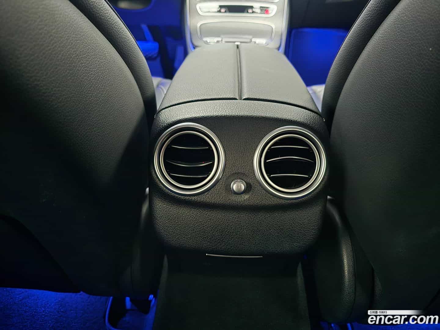 E-Class Mercedes-Benz 2023.8-OPTION-019