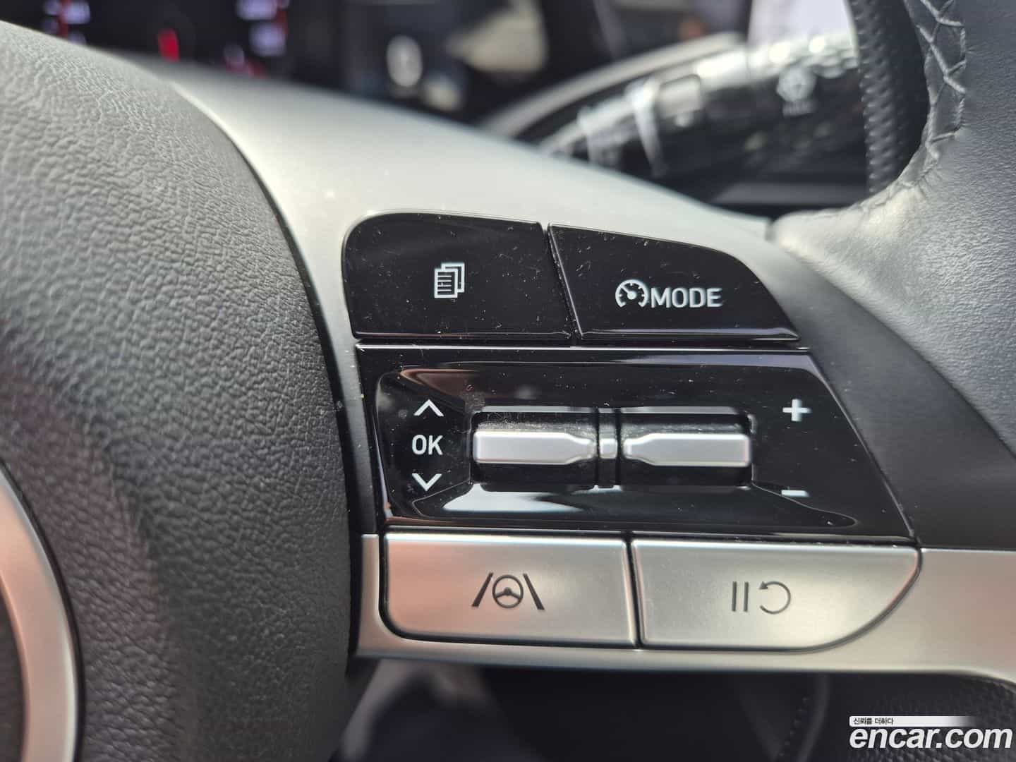 AVANTE Hyundai 2021.5-OPTION-023