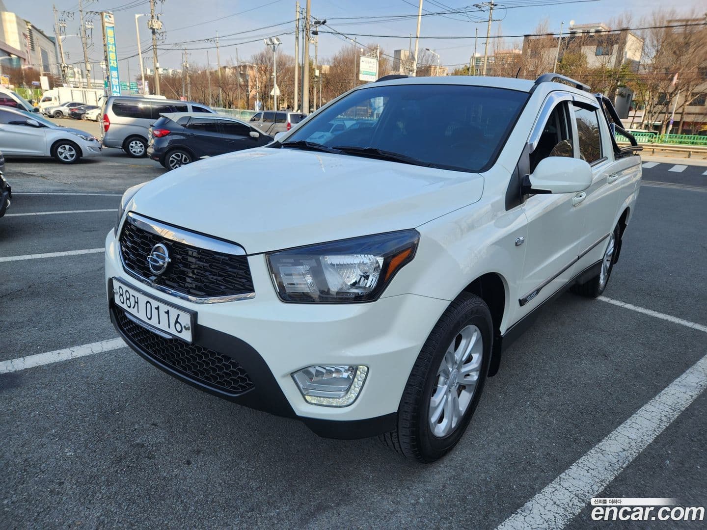 Main__Slider__Photo:KORANDO KG Mobility 2017.9-0