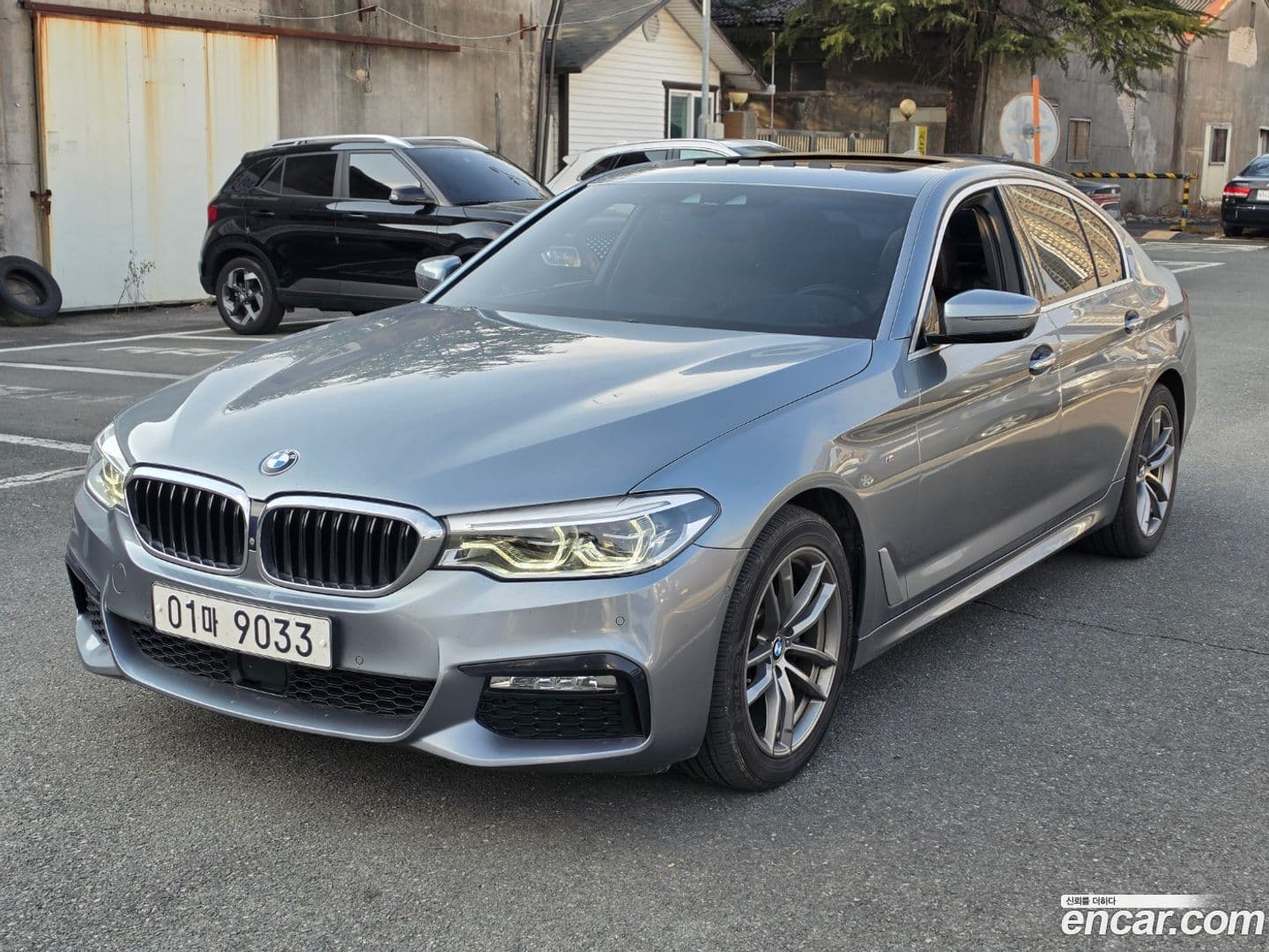 Main__Slider__Photo:5-Series BMW 2018.1-0