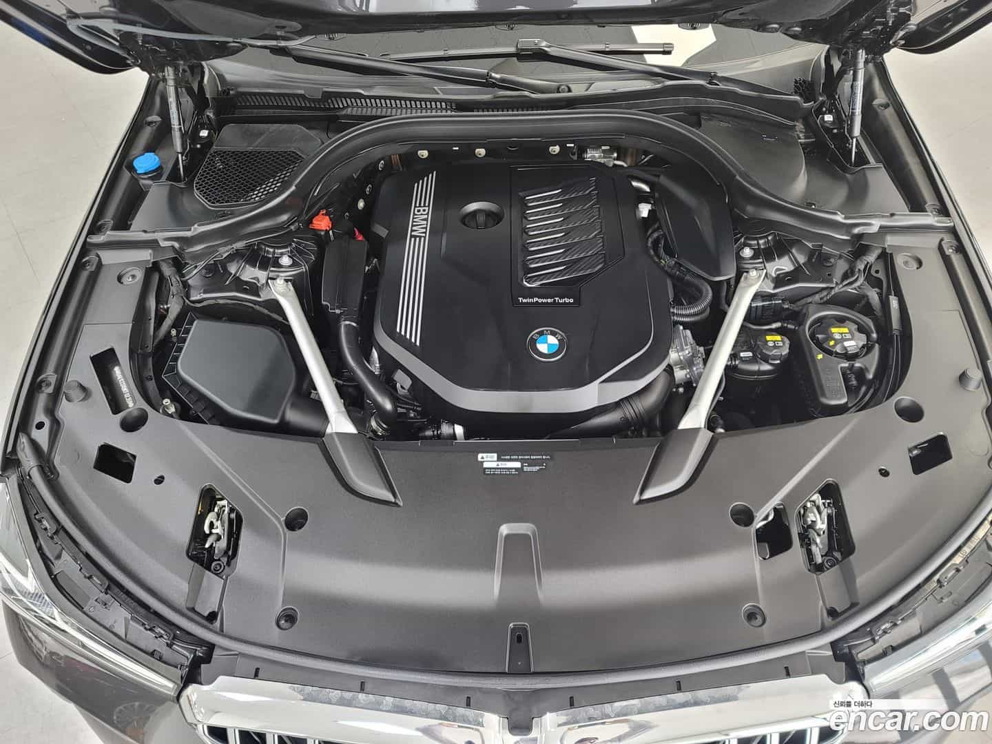 Gran Turismo BMW 2021.6-OUTER-006