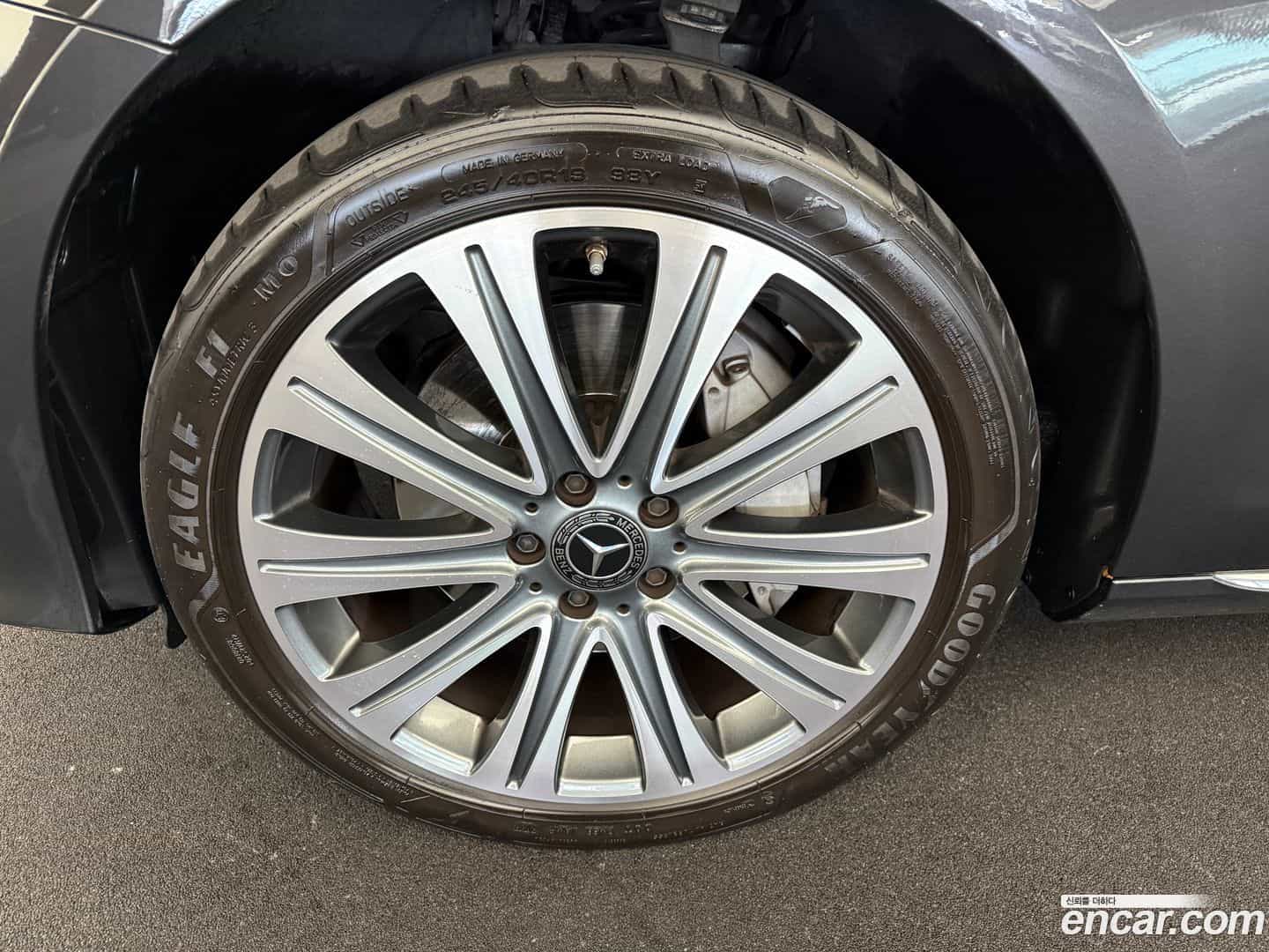 E-Class Mercedes-Benz 2022.11-OUTER-005