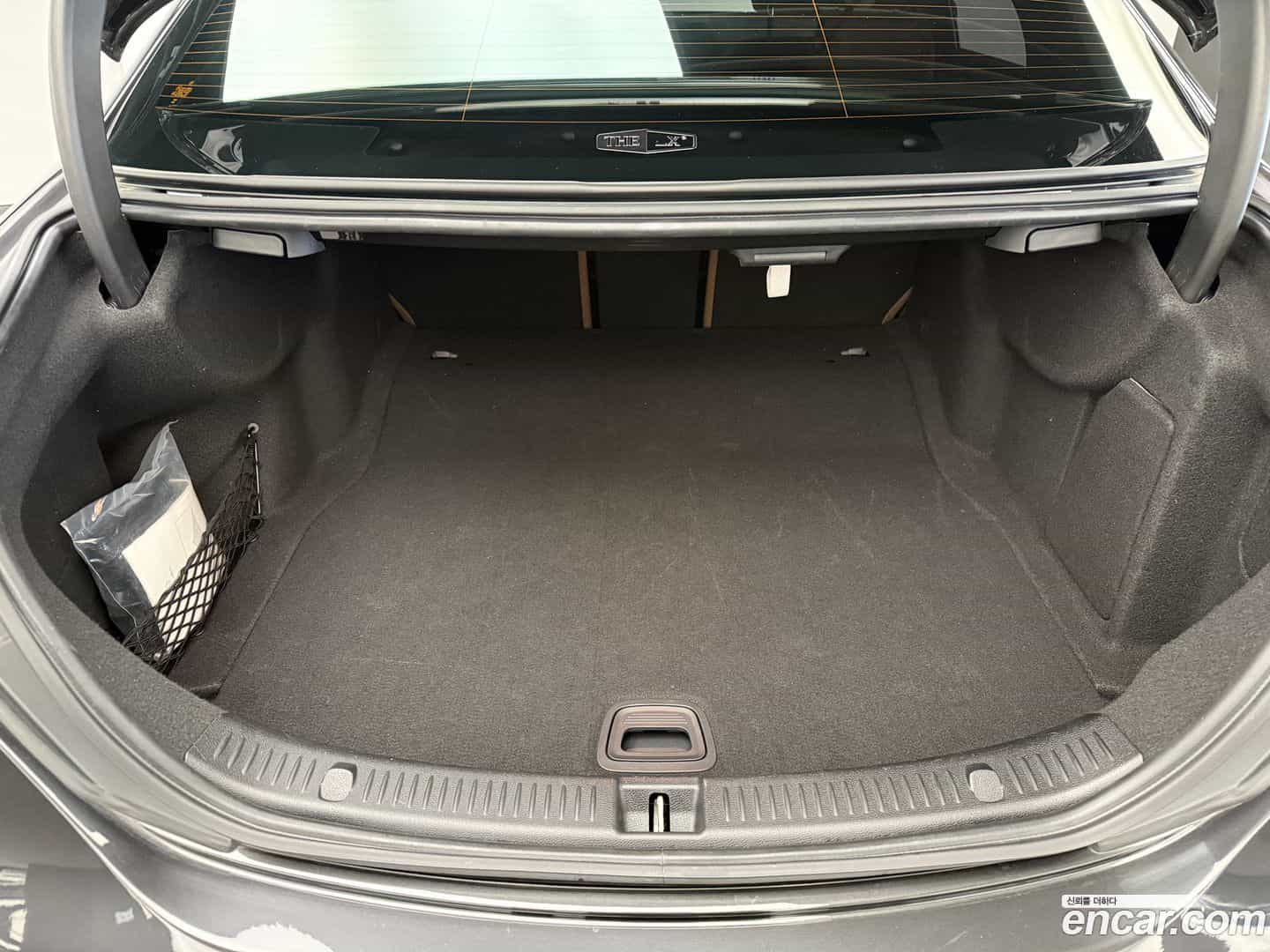 E-Class Mercedes-Benz 2022.11-OPTION-023