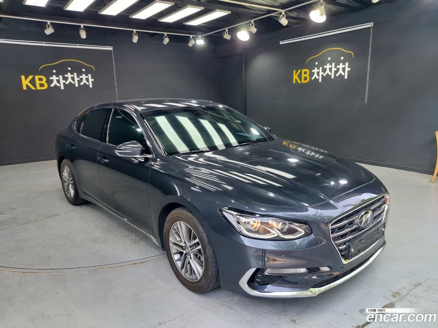 Grandeur Hyundai 2017.3-OUTER-002