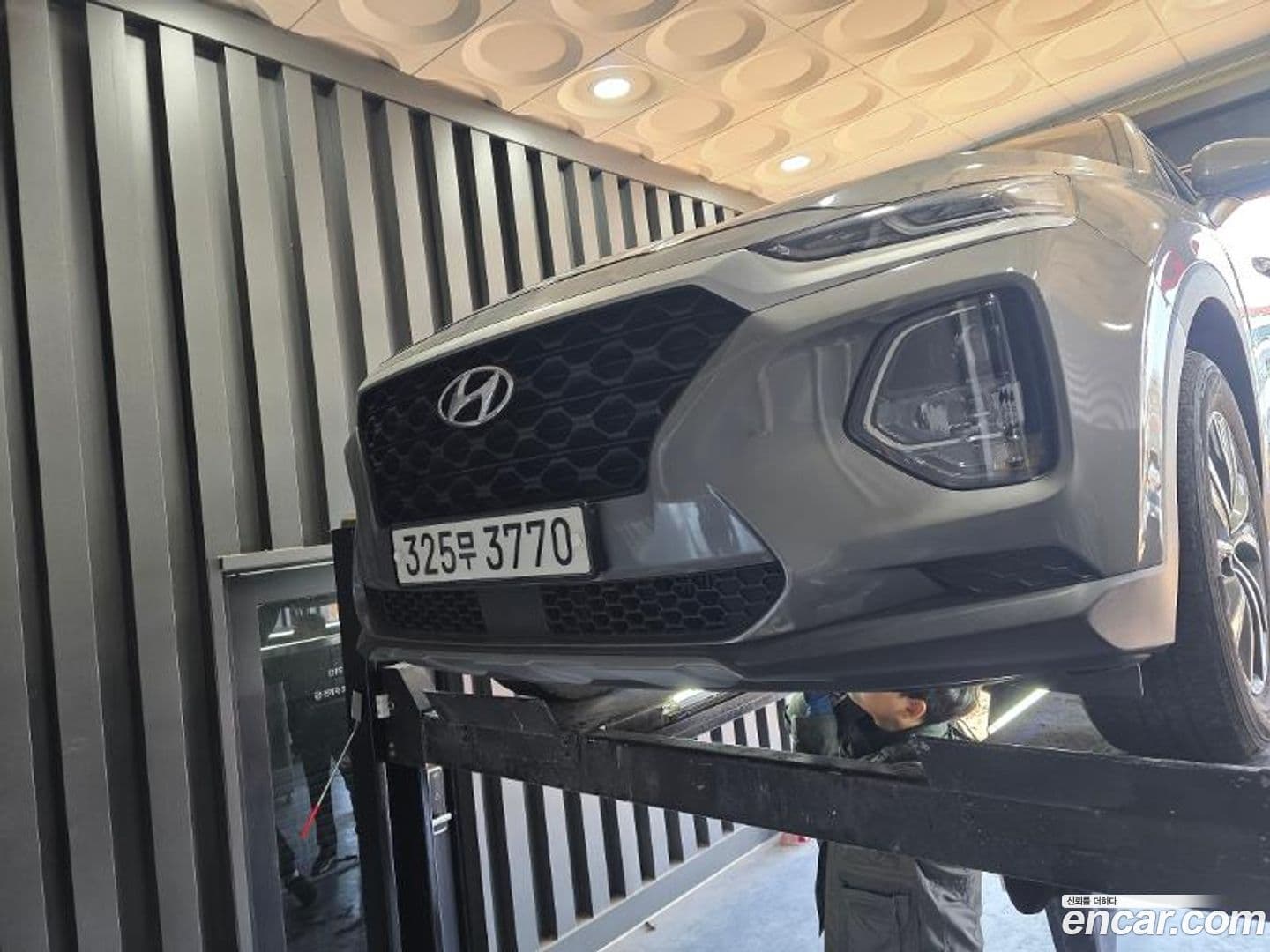 Main__Slider__Photo:Santafe Hyundai 2019.3-0