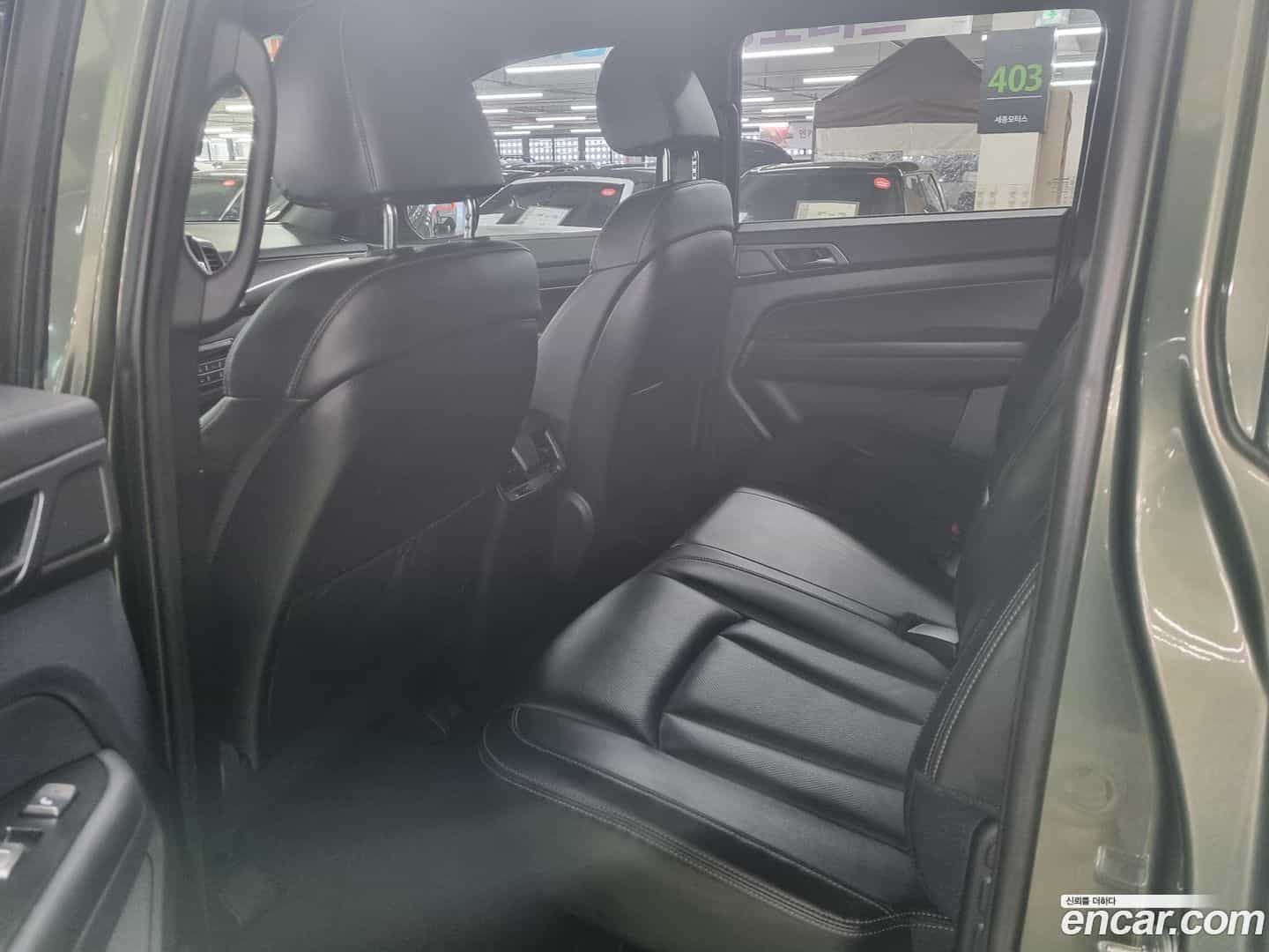Rexton KG Mobility 2023.0-INNER-010