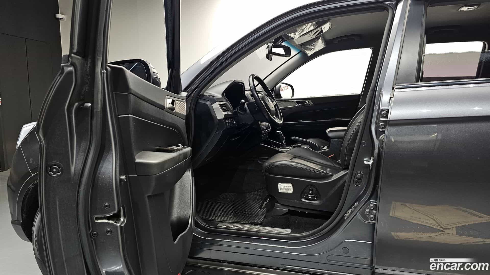 Rexton KG Mobility 2018.6-OPTION-015
