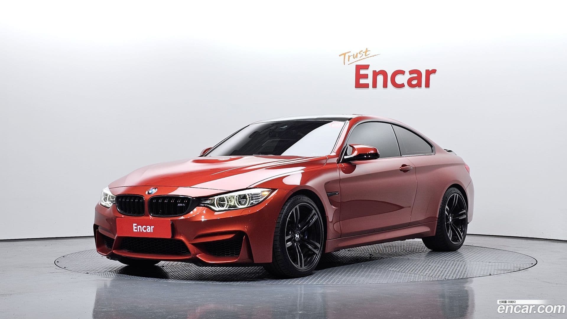 Main__Slider__Photo:M4 BMW 2015.11-0