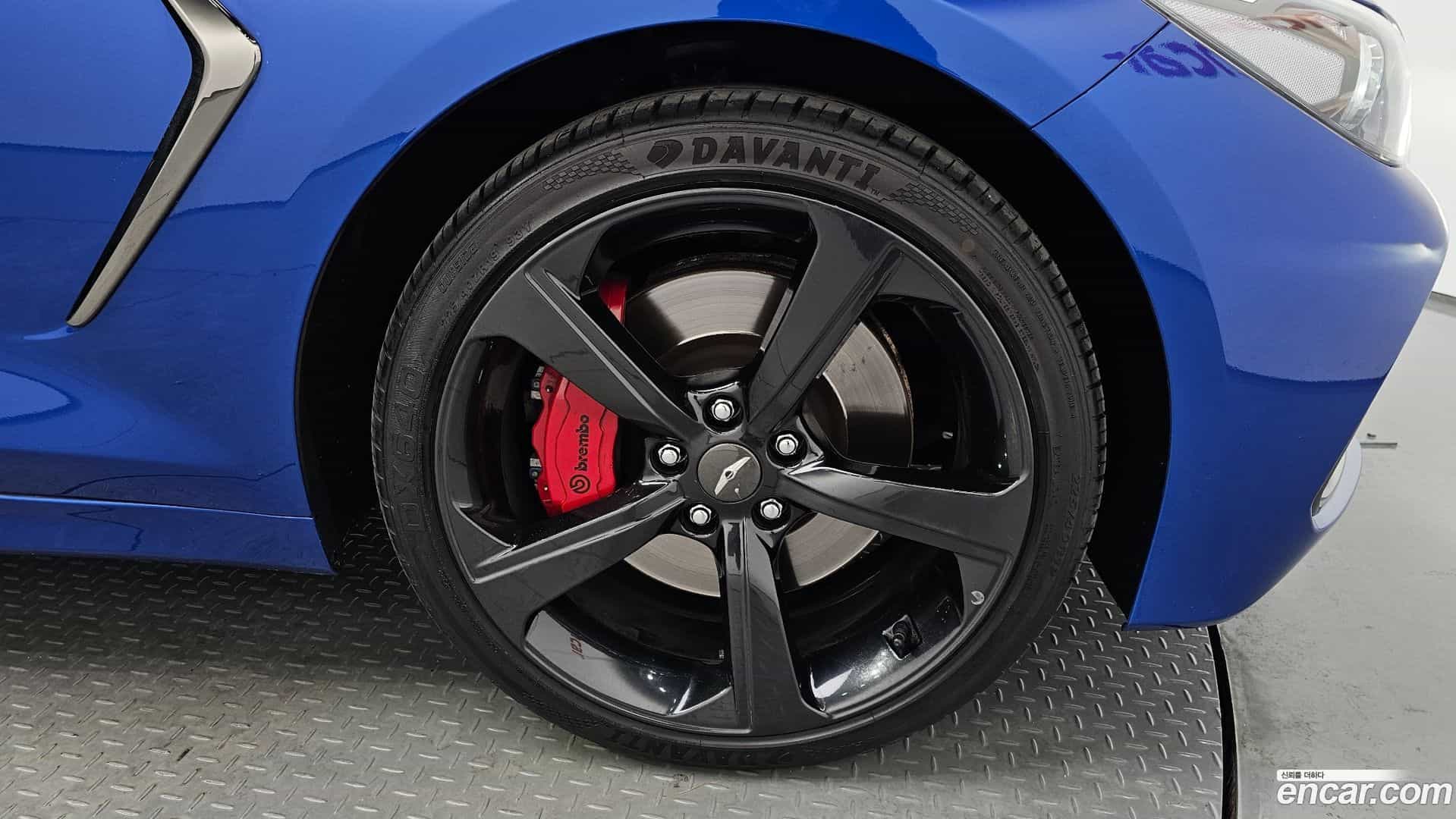 G70 Genesis 2019.11-OUTER-005