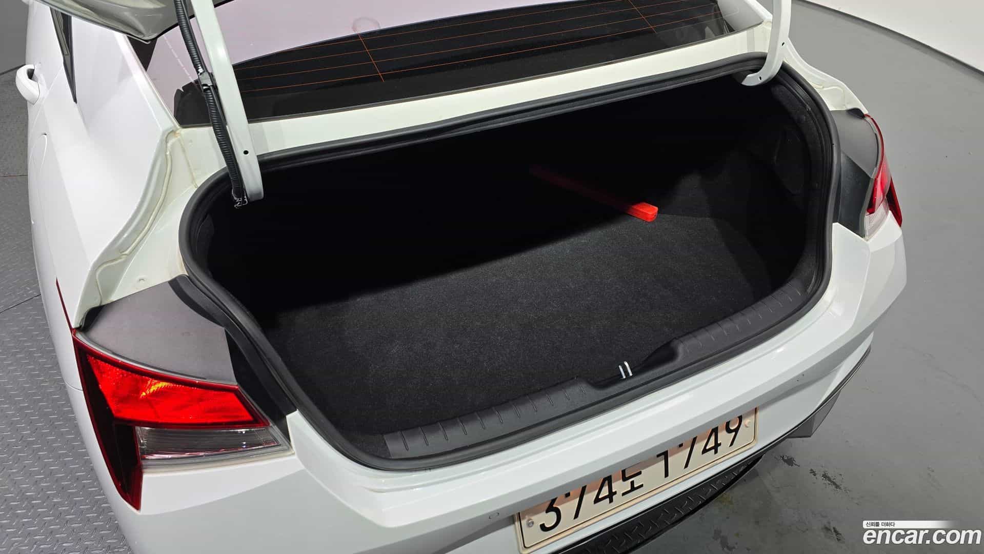 AVANTE Hyundai 2021.7-OPTION-024