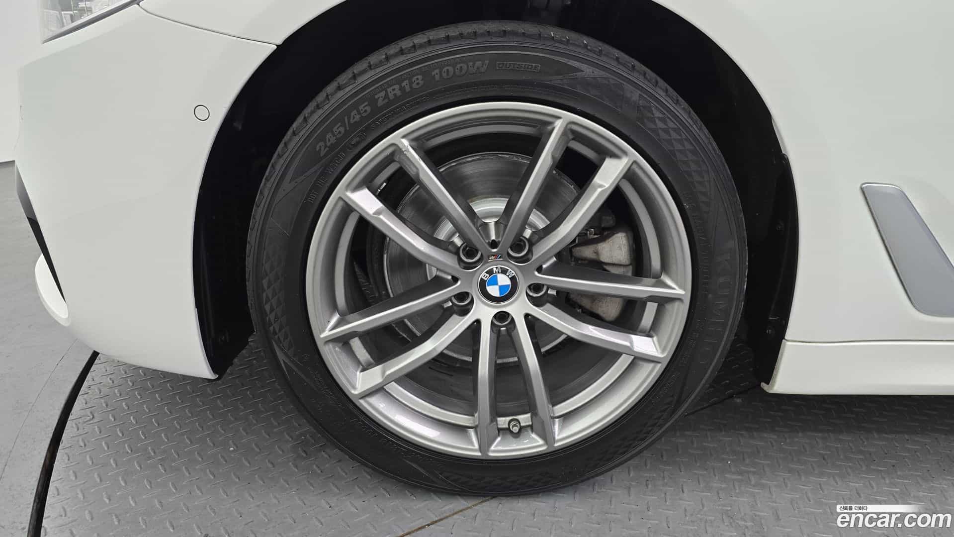 5-Series BMW 2018.3-OUTER-005