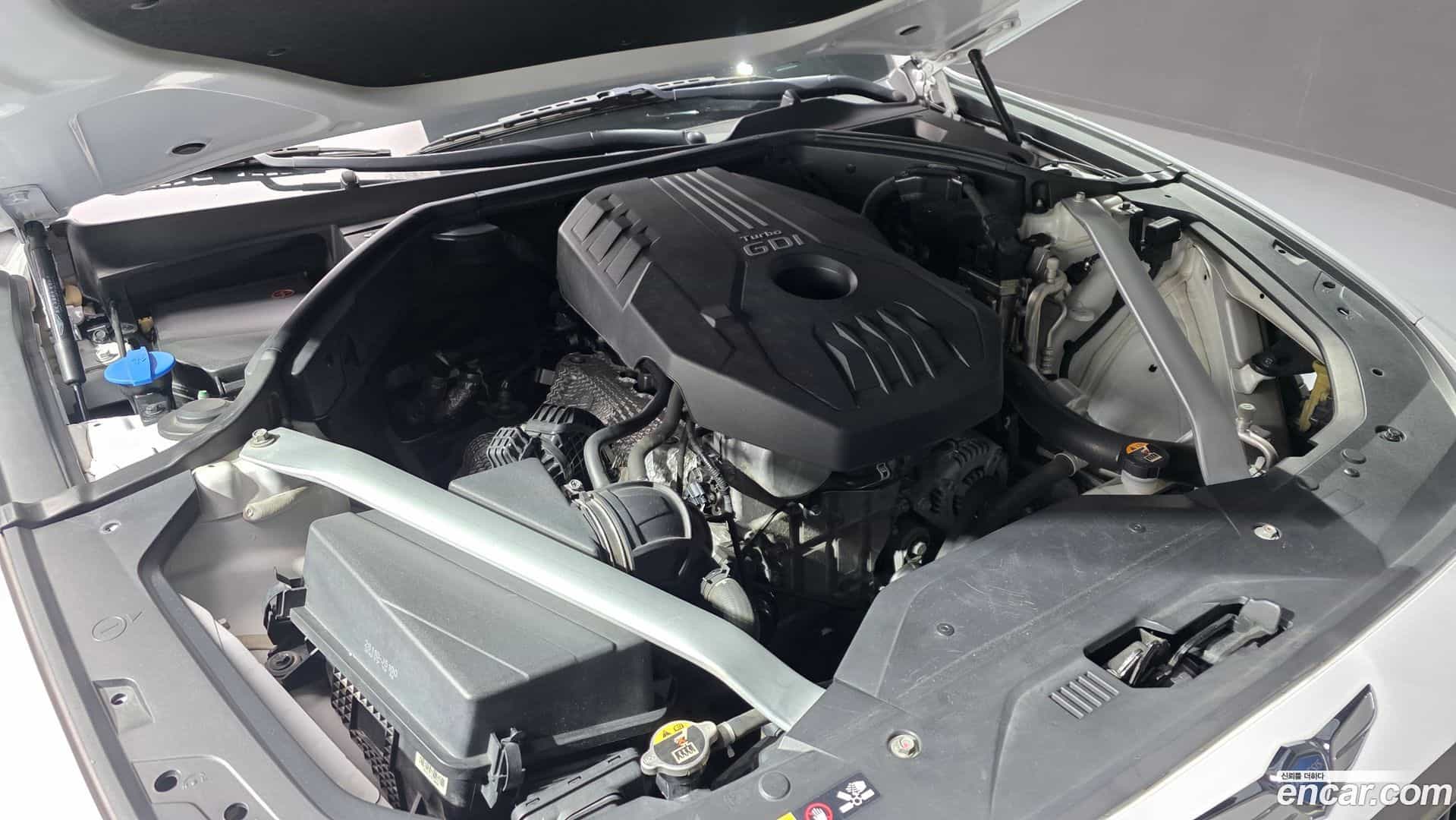 G70 Genesis 2018.0-INNER-006