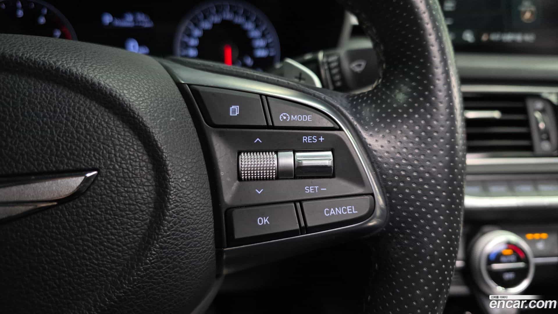 G70 Genesis 2018.0-OPTION-024
