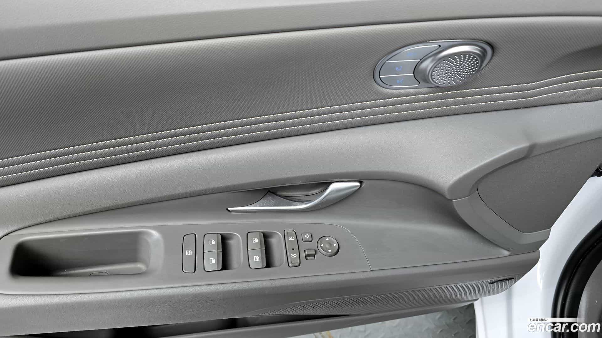 AVANTE Hyundai 2023.2-OPTION-021