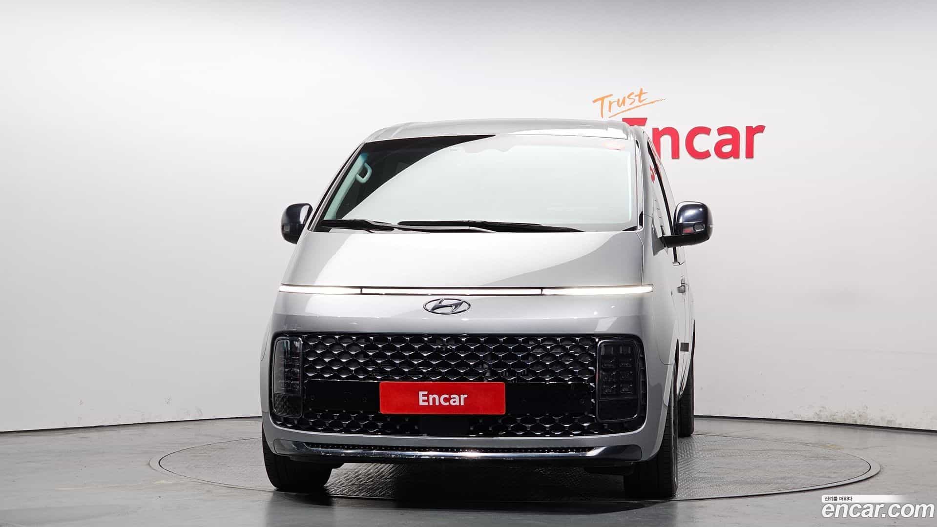 Staria Hyundai 2022.0-OUTER-003