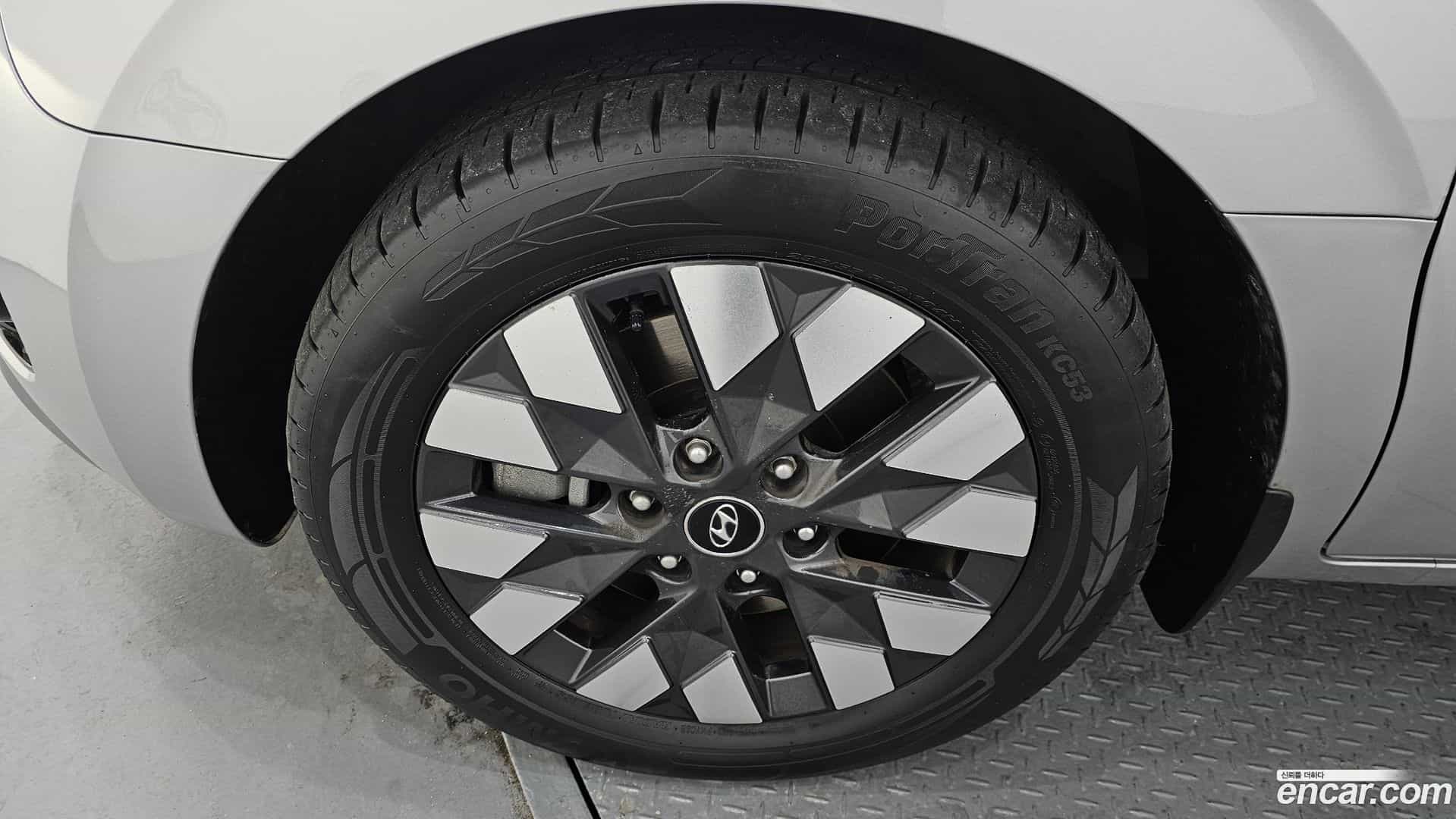 Staria Hyundai 2022.0-OUTER-005