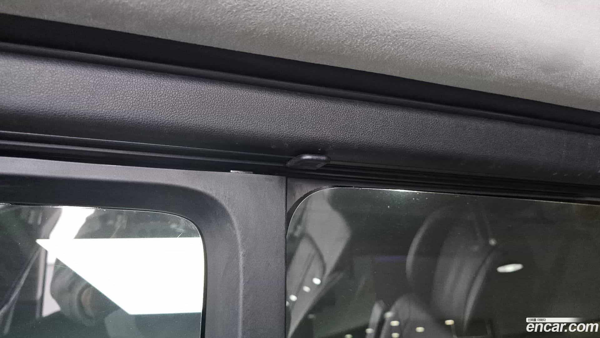 Staria Hyundai 2022.0-OPTION-023