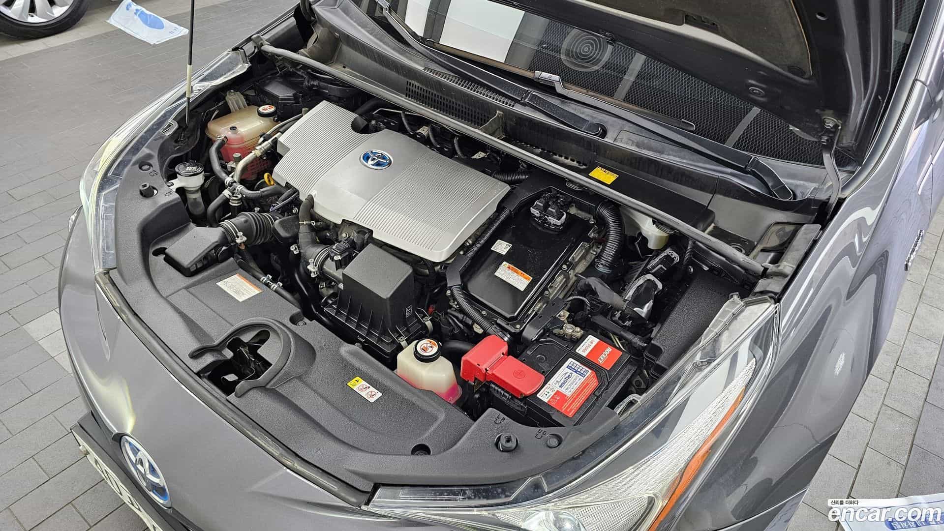 Prius Toyota 2017.10-OUTER-006
