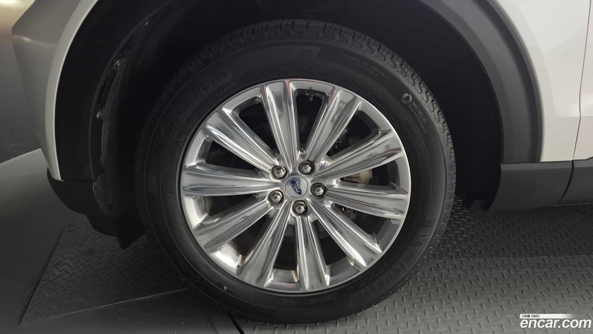 Explorer Ford 2021.5-OUTER-005