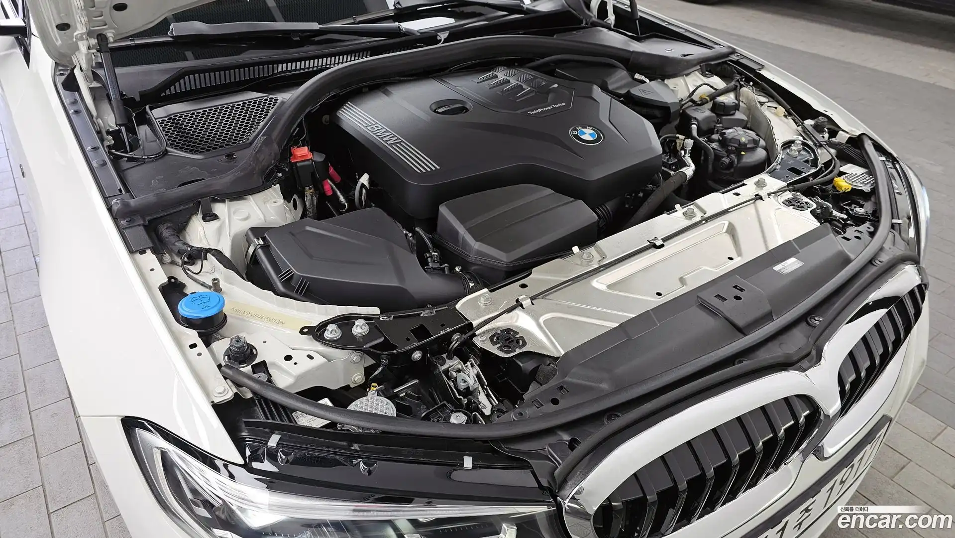 3-Series BMW 2022.6-OUTER-006