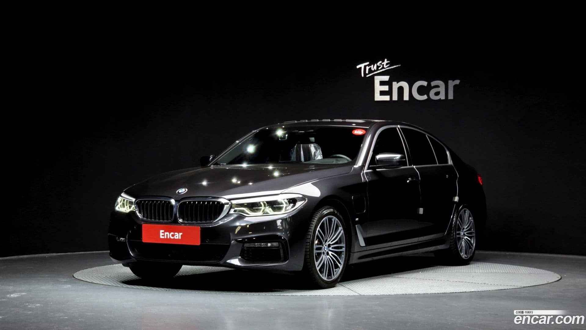 Main__Slider__Photo:5-Series BMW 2020.11-0