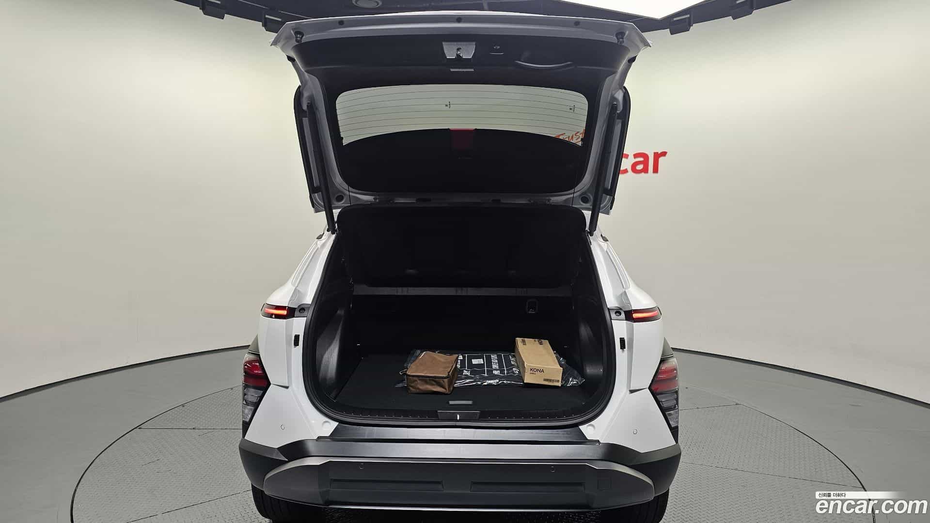 Kona Hyundai 2024.4-OPTION-024