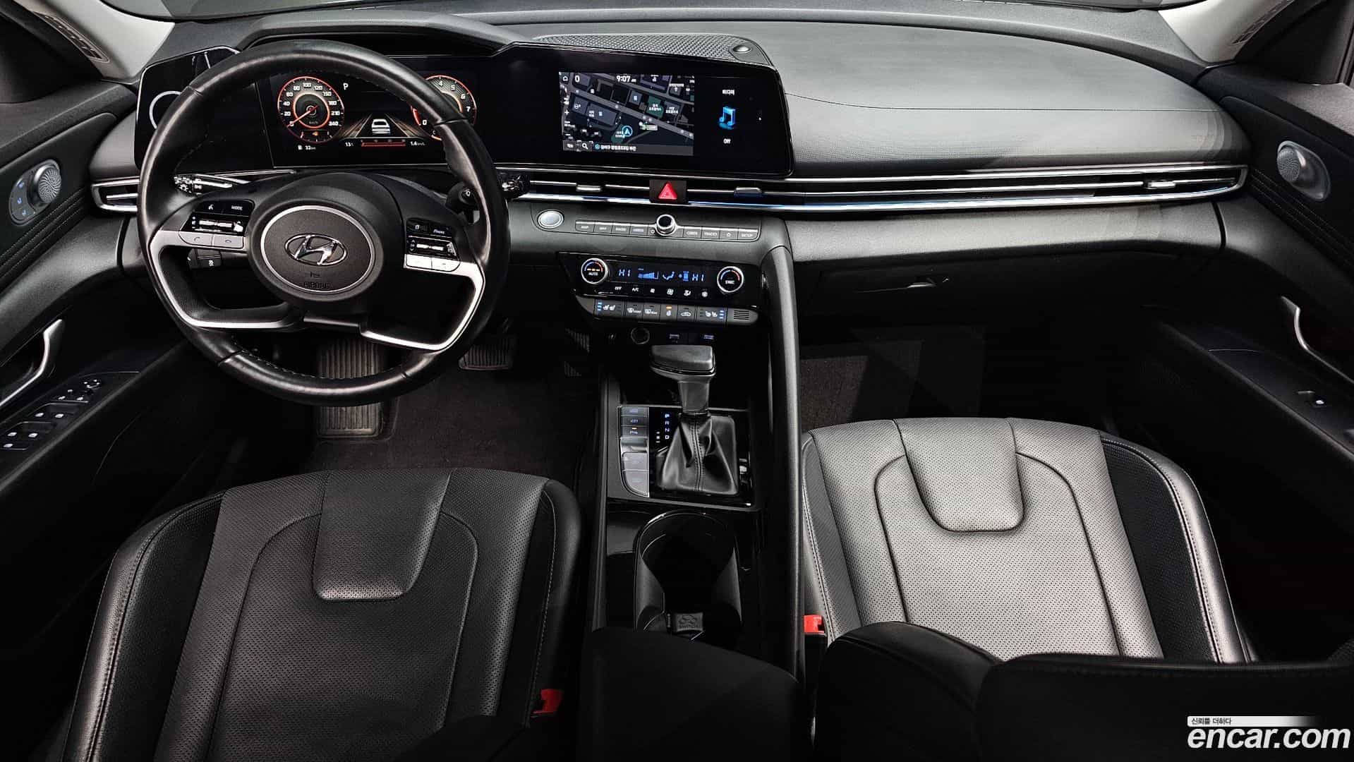 AVANTE Hyundai 2021.1-INNER-007