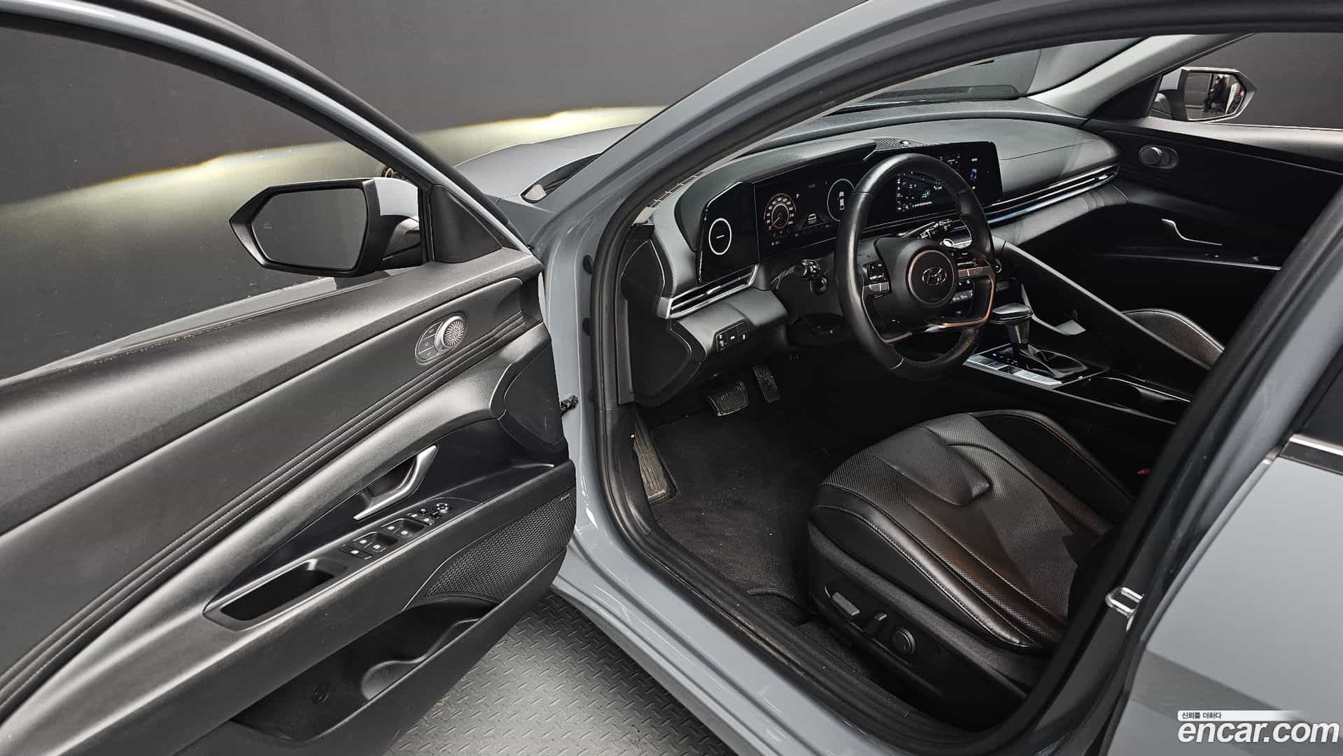 AVANTE Hyundai 2021.1-OPTION-015