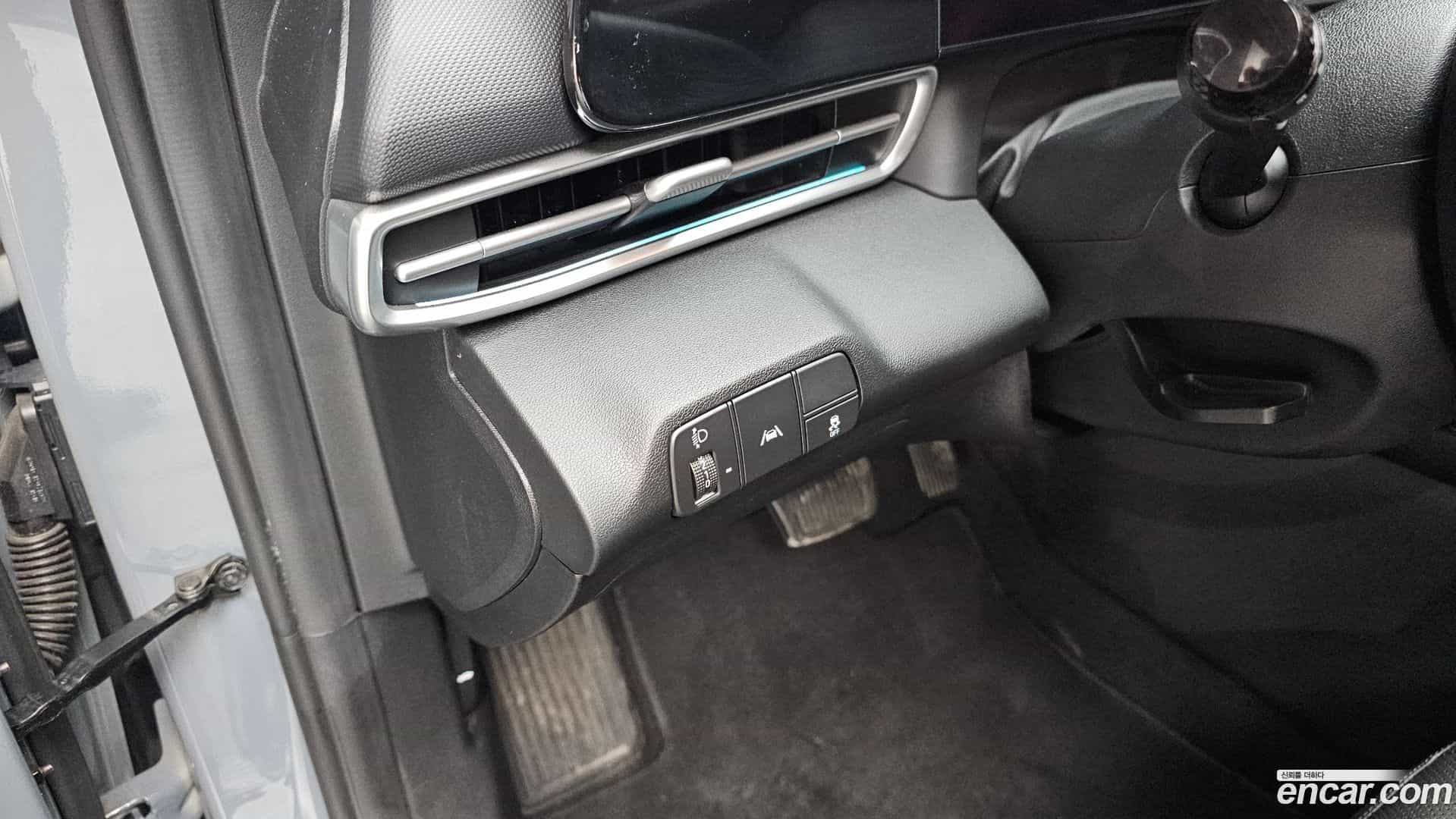 AVANTE Hyundai 2021.1-OPTION-022