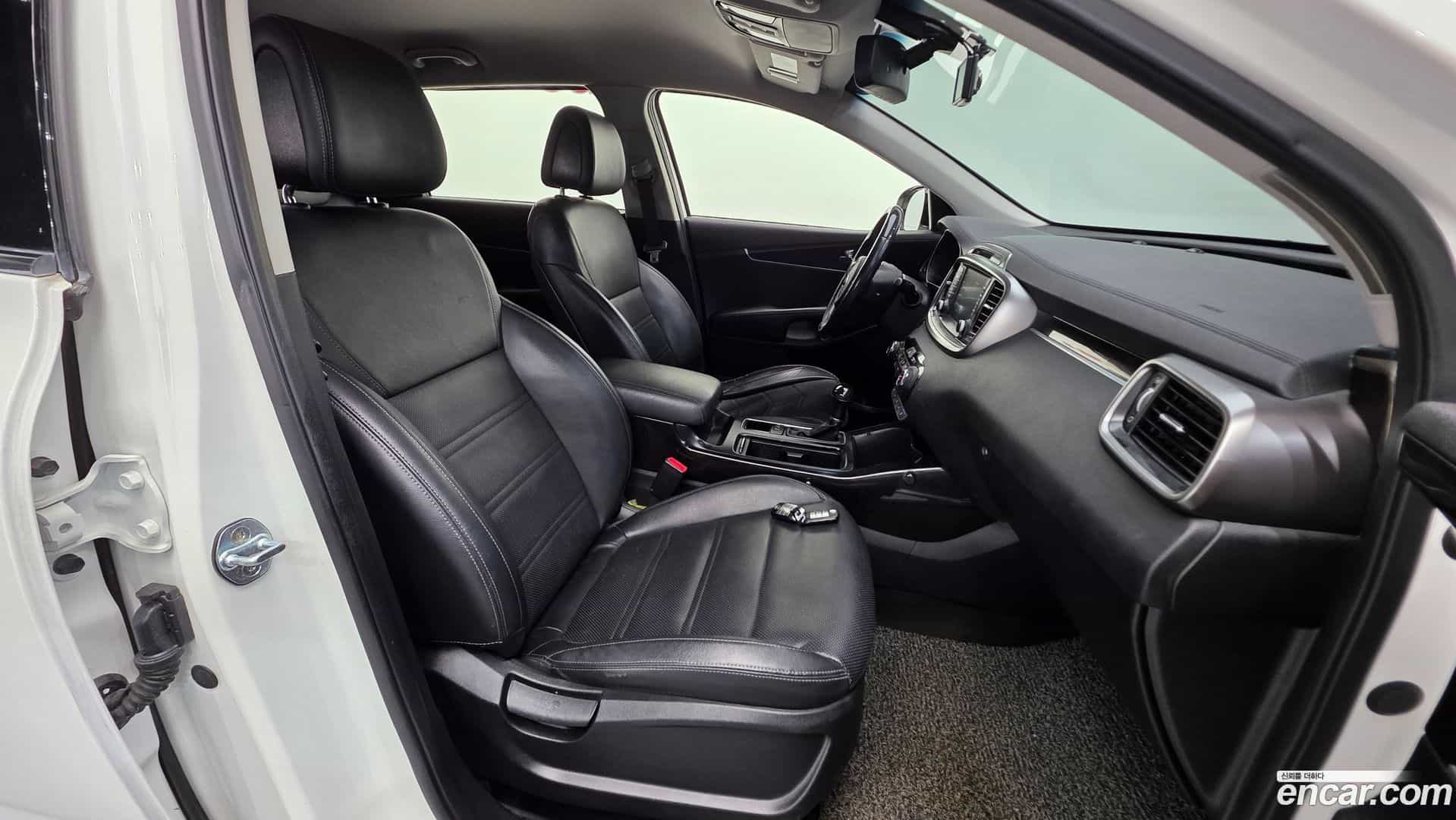 Sorento Kia 2017.7-INNER-010