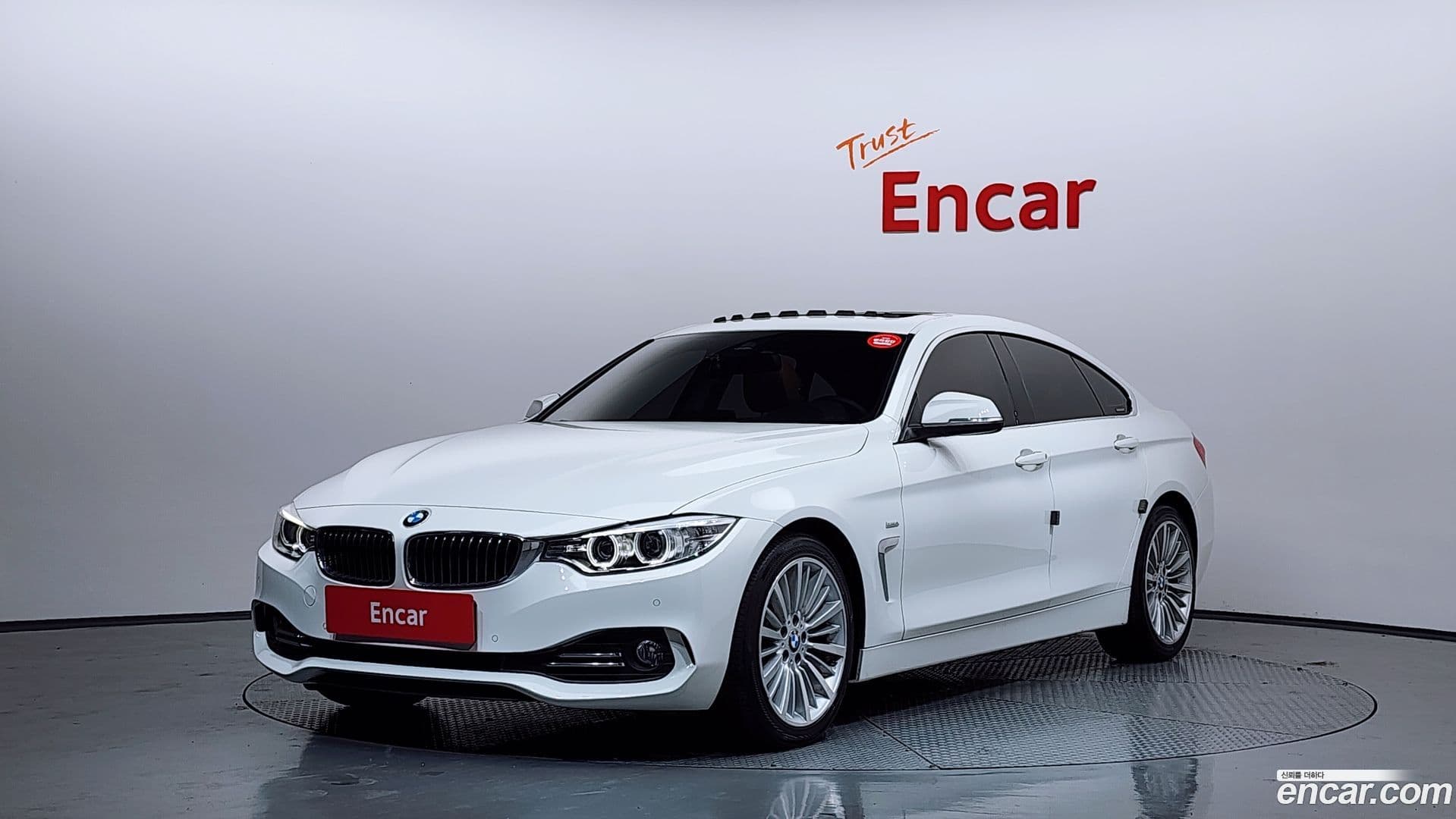 Main__Slider__Photo:4-Series BMW 2016.4-0