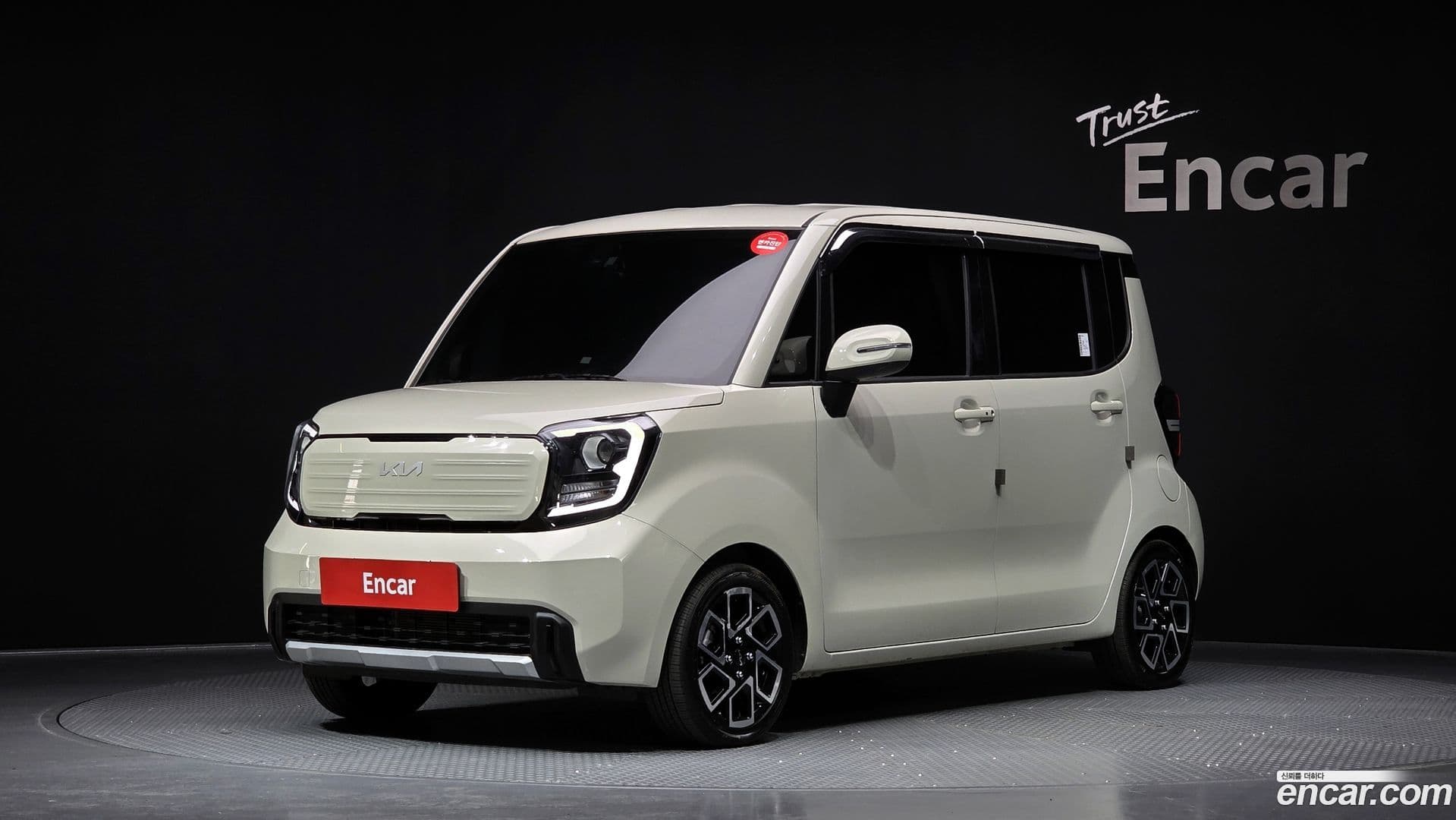Main__Slider__Photo:RAY Kia 2024.3-0