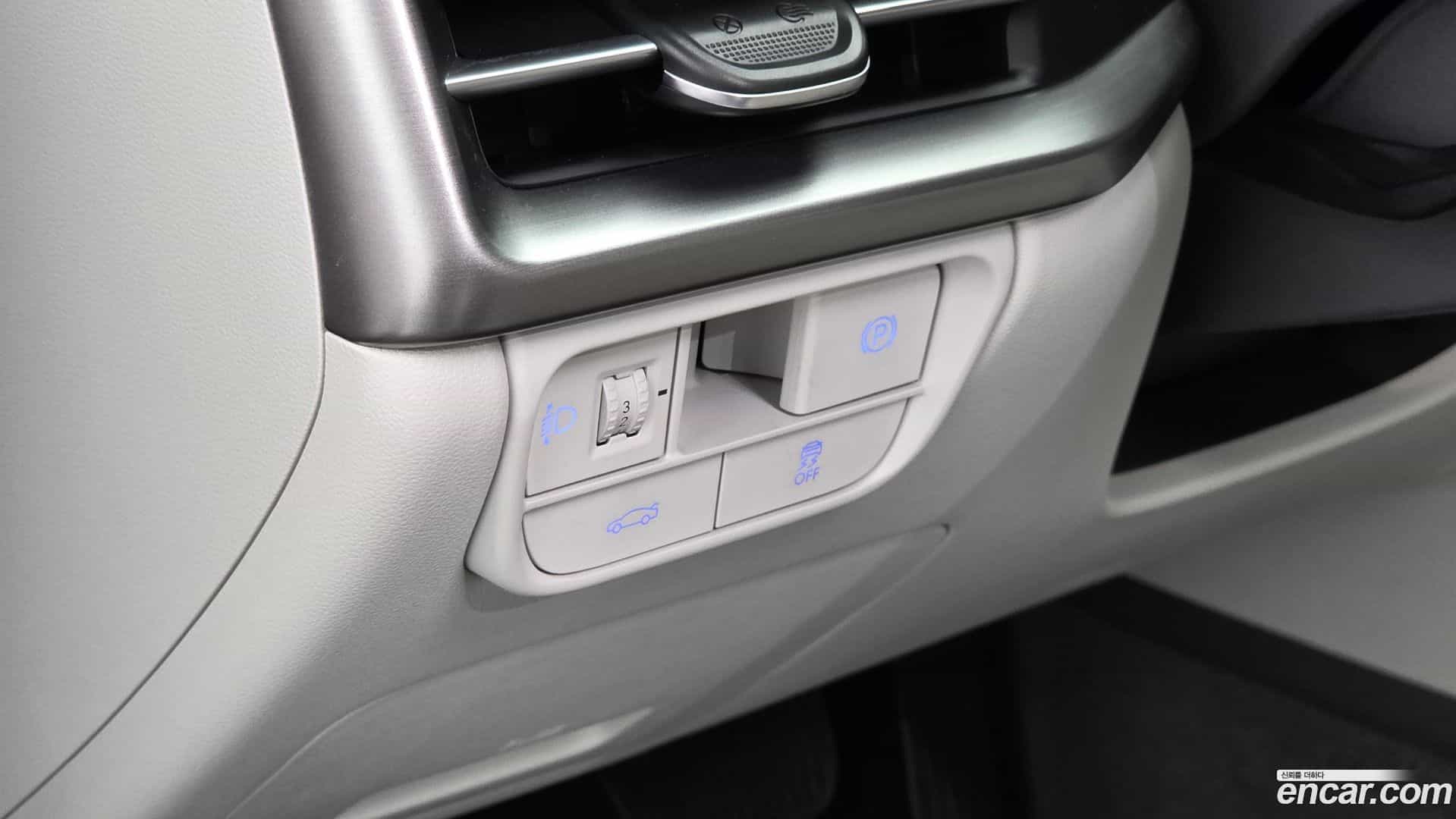 Grandeur Hyundai 2023.0-OPTION-020