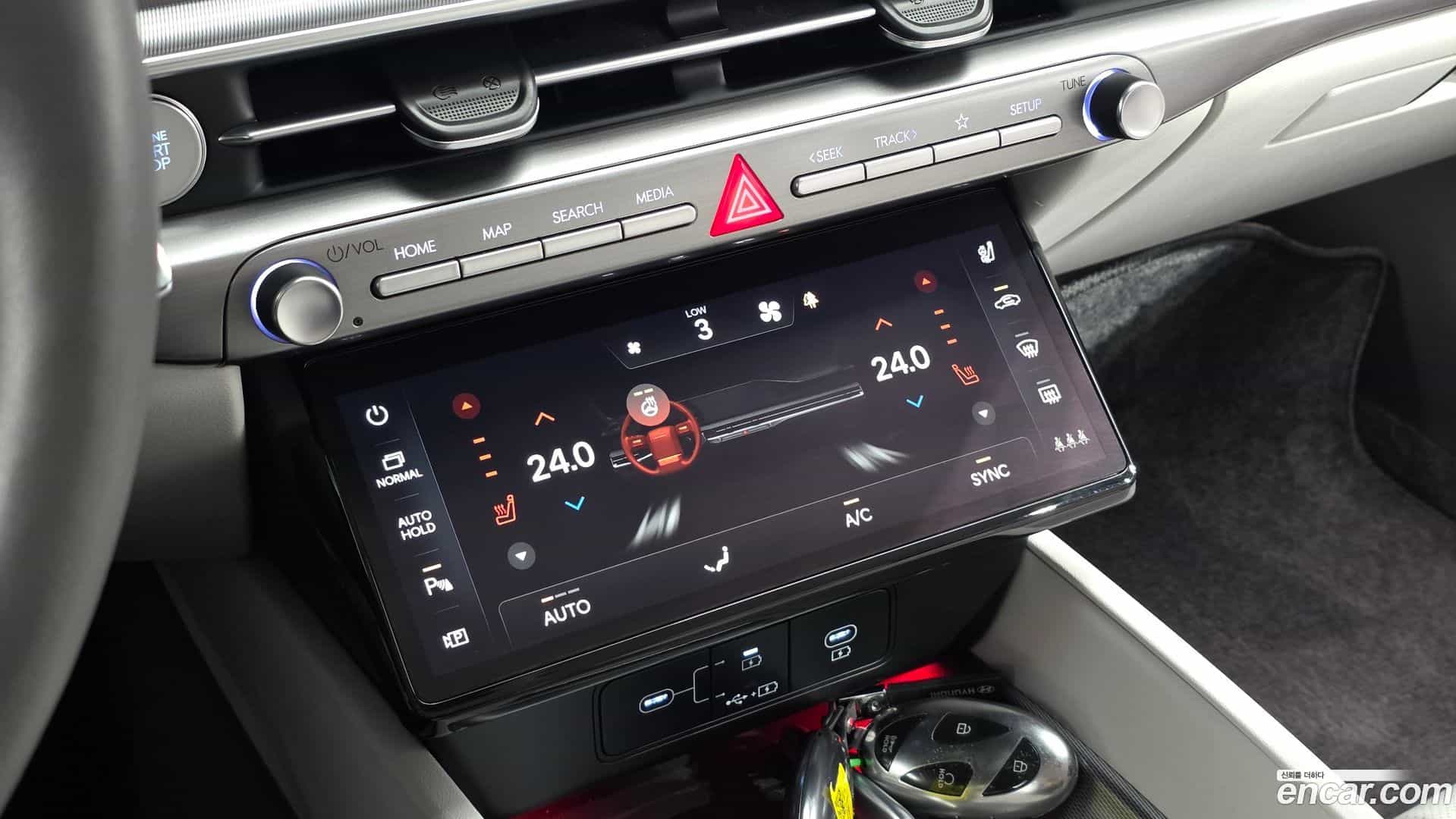 Grandeur Hyundai 2023.0-OPTION-023