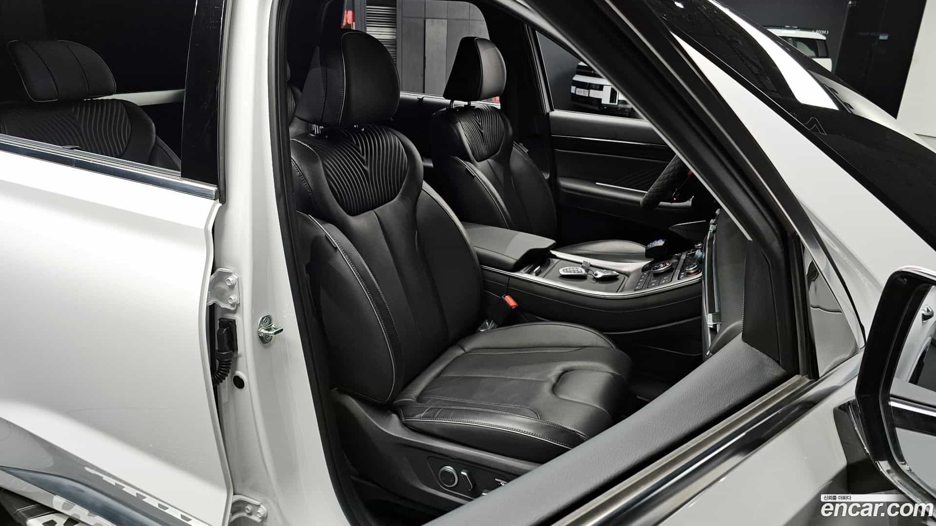 Palisade Hyundai 2023.3-INNER-010