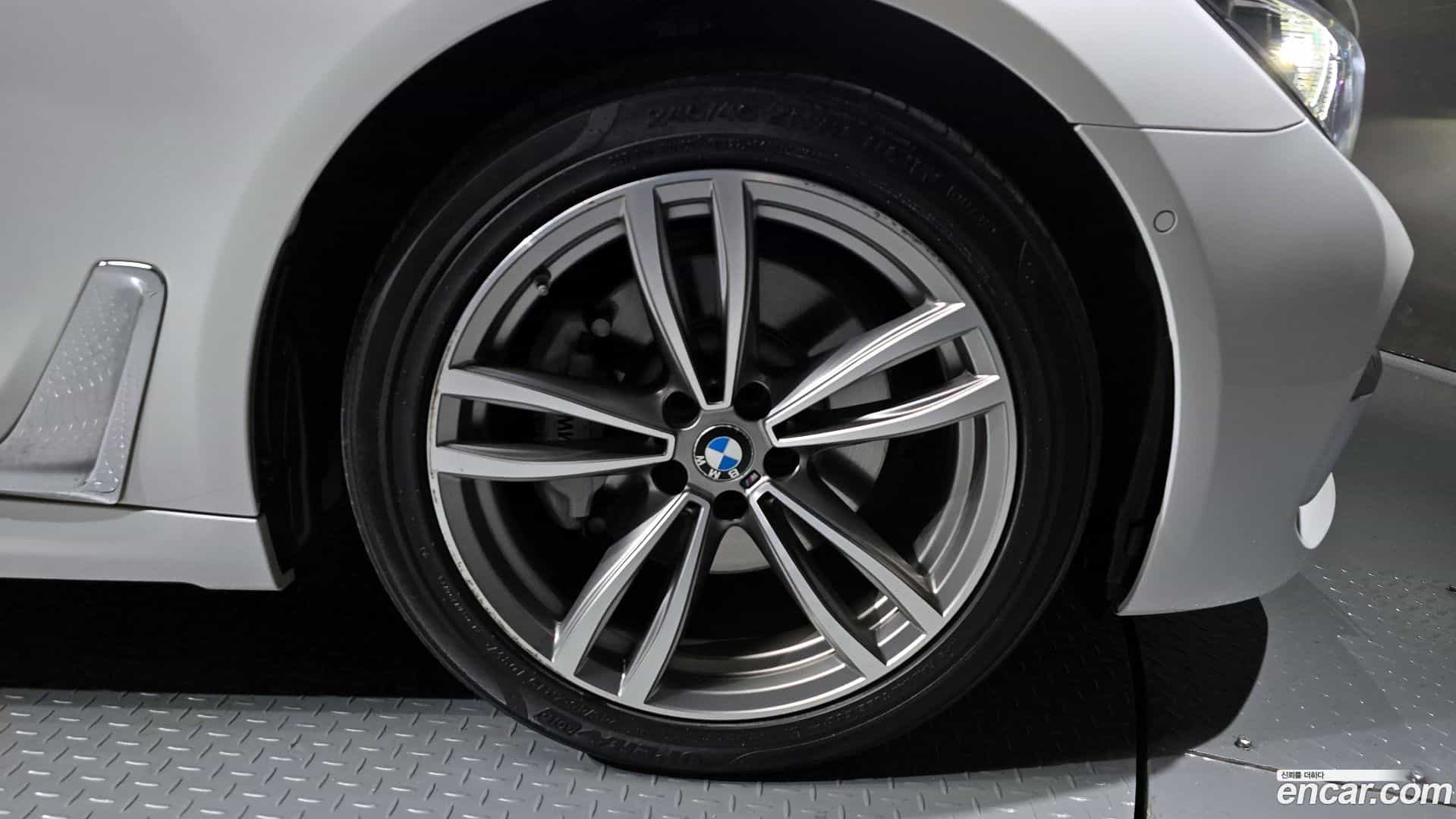 7-Series BMW 2018.4-OUTER-005