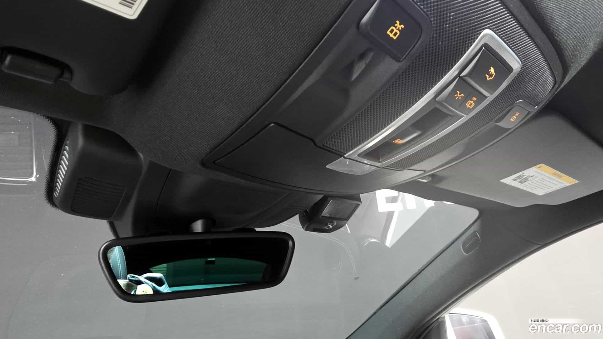 GLE-Class Mercedes-Benz 2019.11-OPTION-021