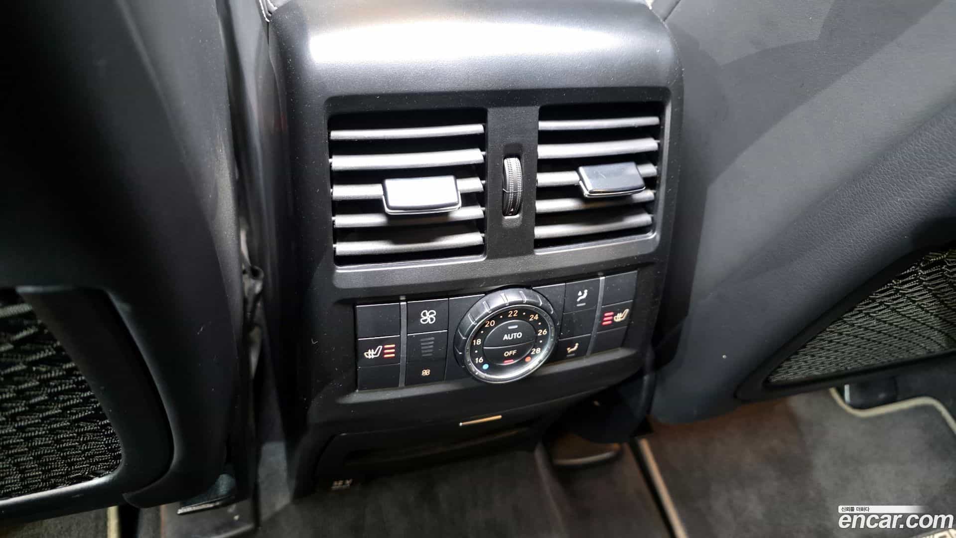 GLE-Class Mercedes-Benz 2019.11-OPTION-023
