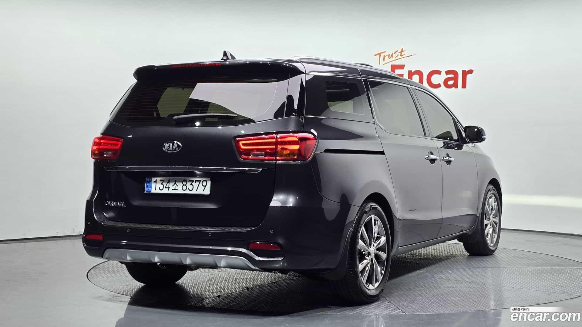 Canival Kia 2019.11-OUTER-002