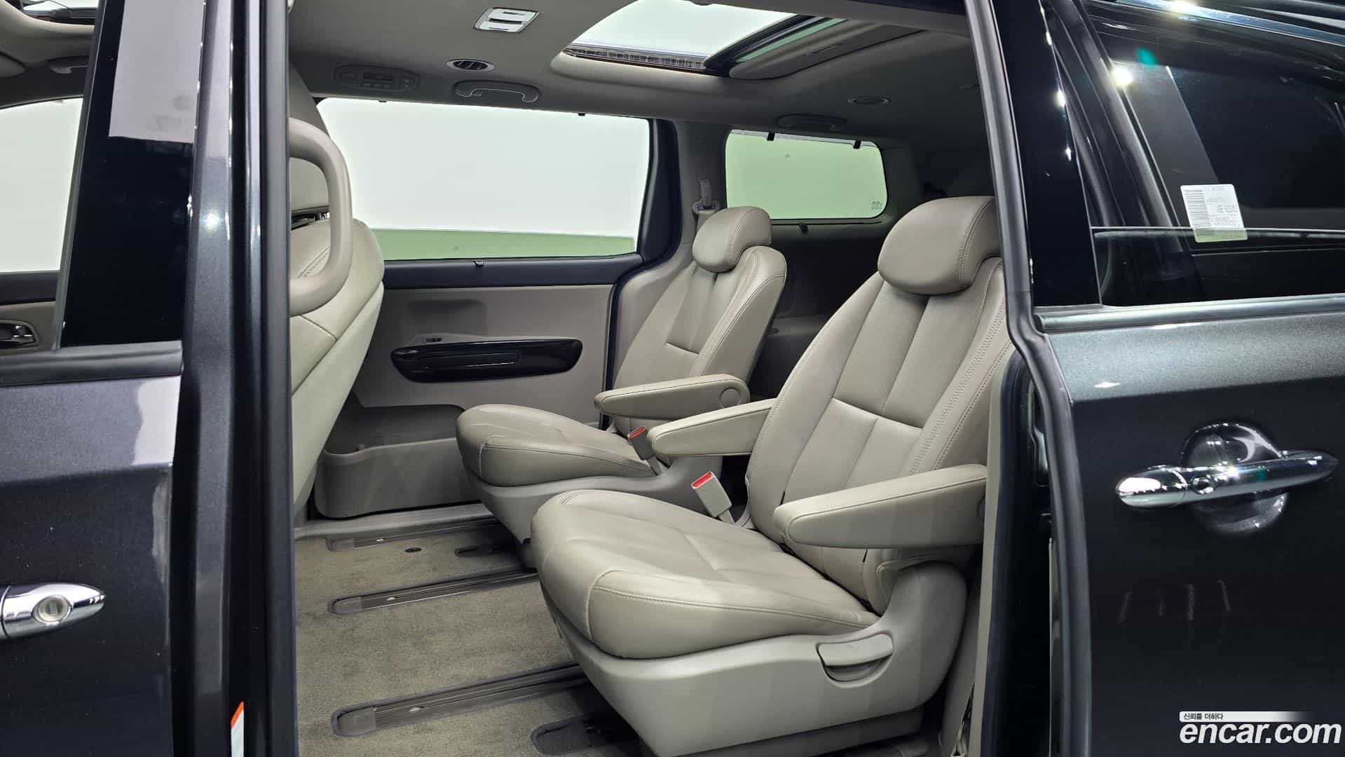 Canival Kia 2019.11-OPTION-016